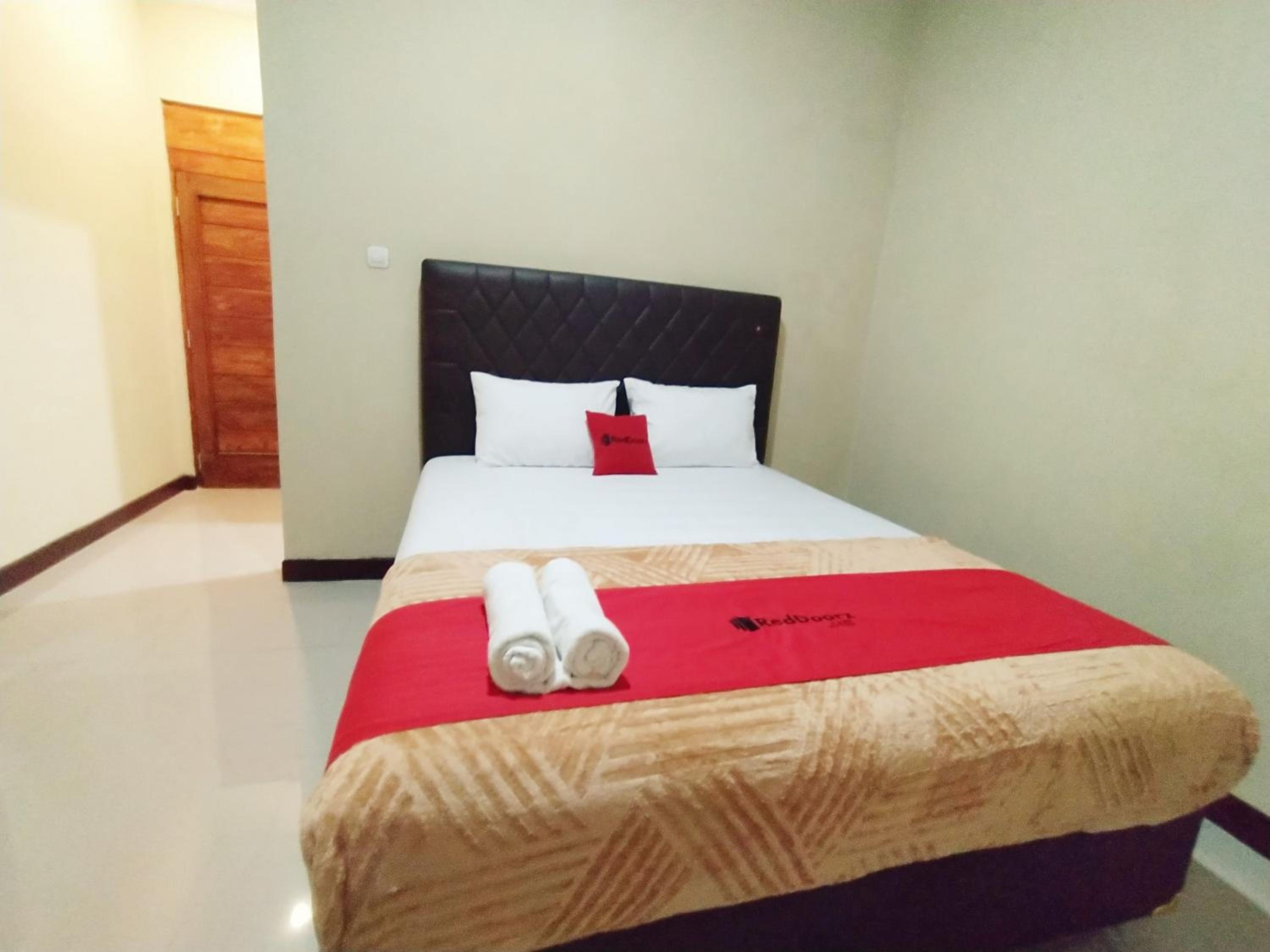 Standard Double Room - Photo 4