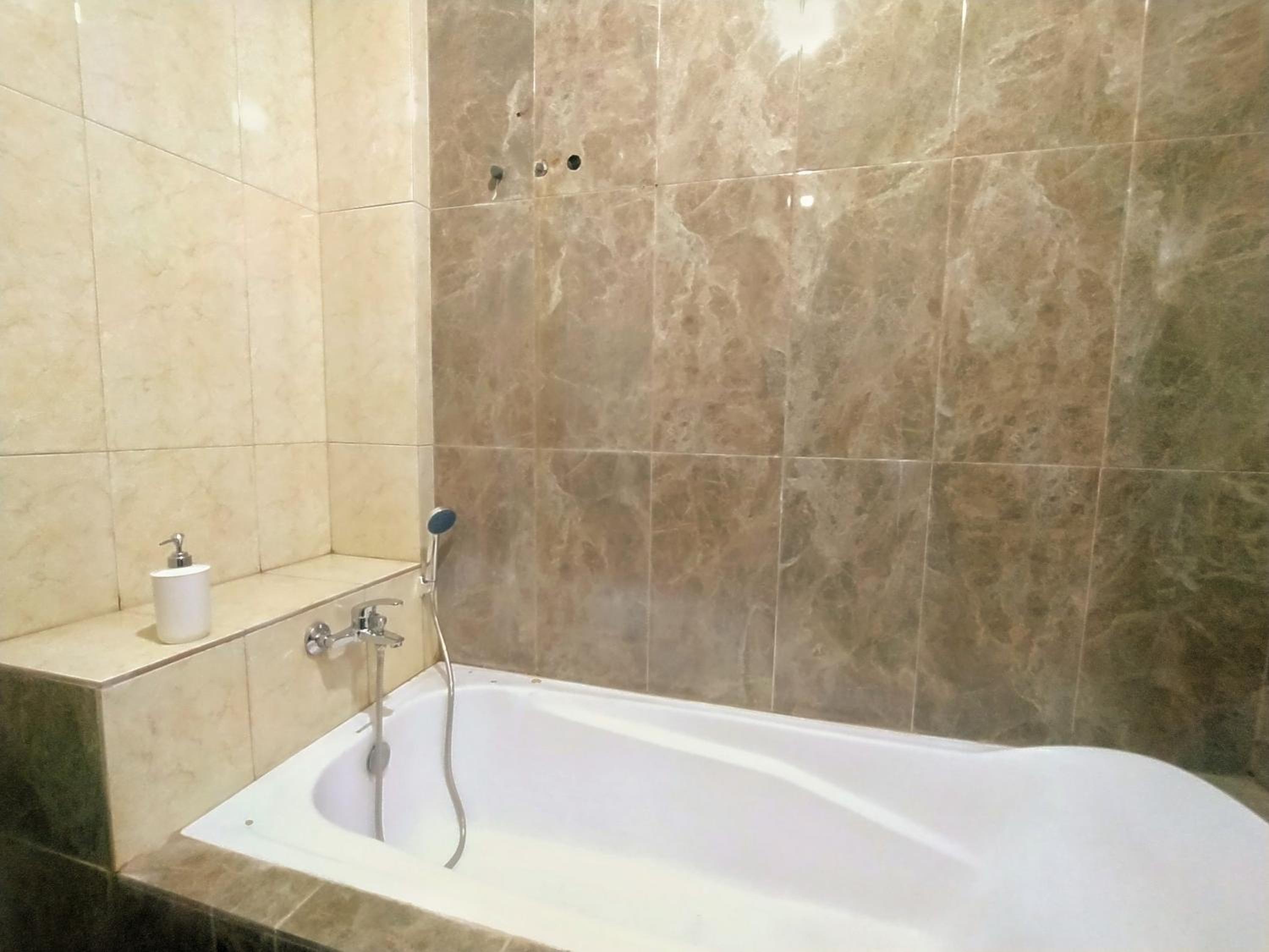 Suite - Photo 5