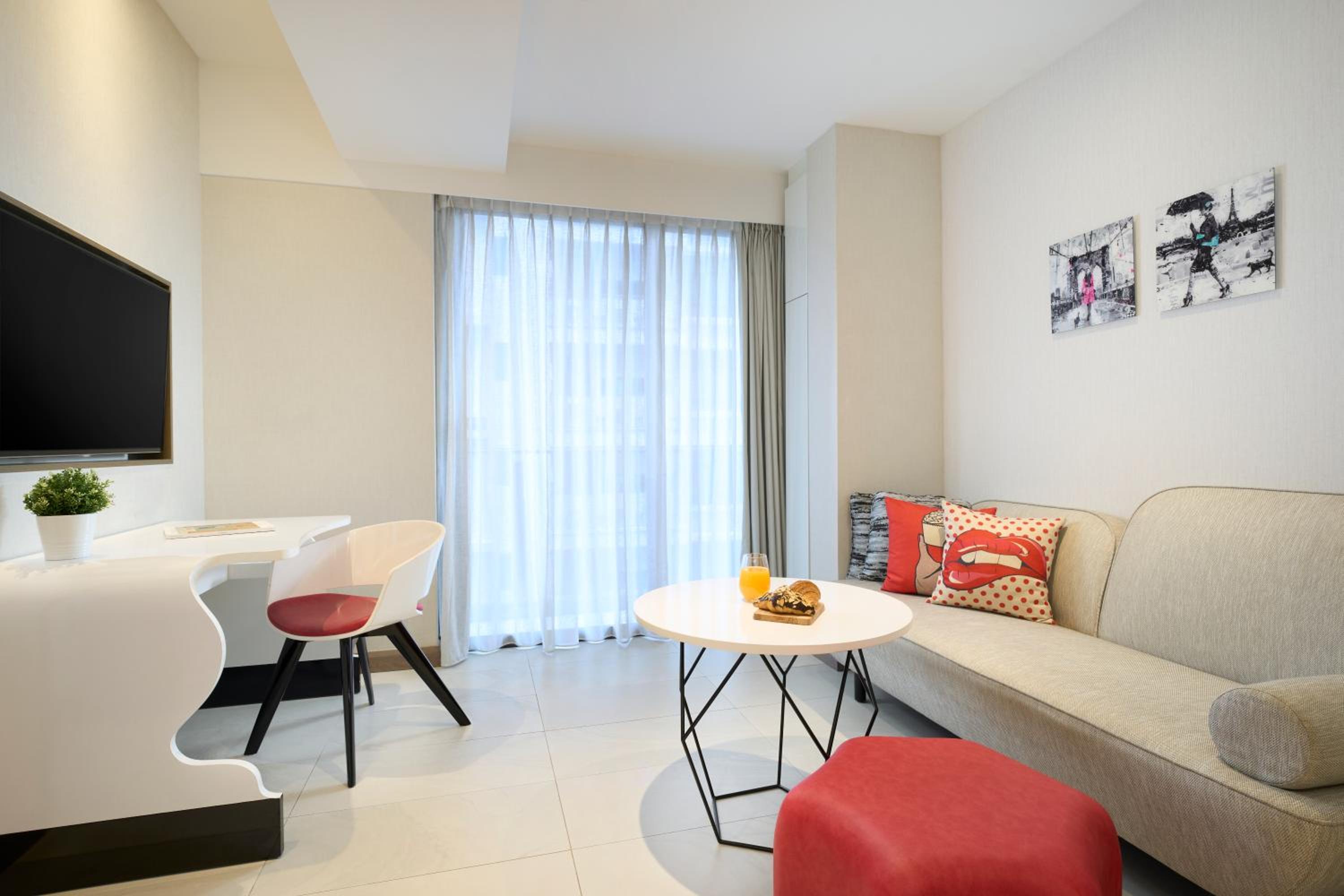 One Bedroom Deluxe photo 2