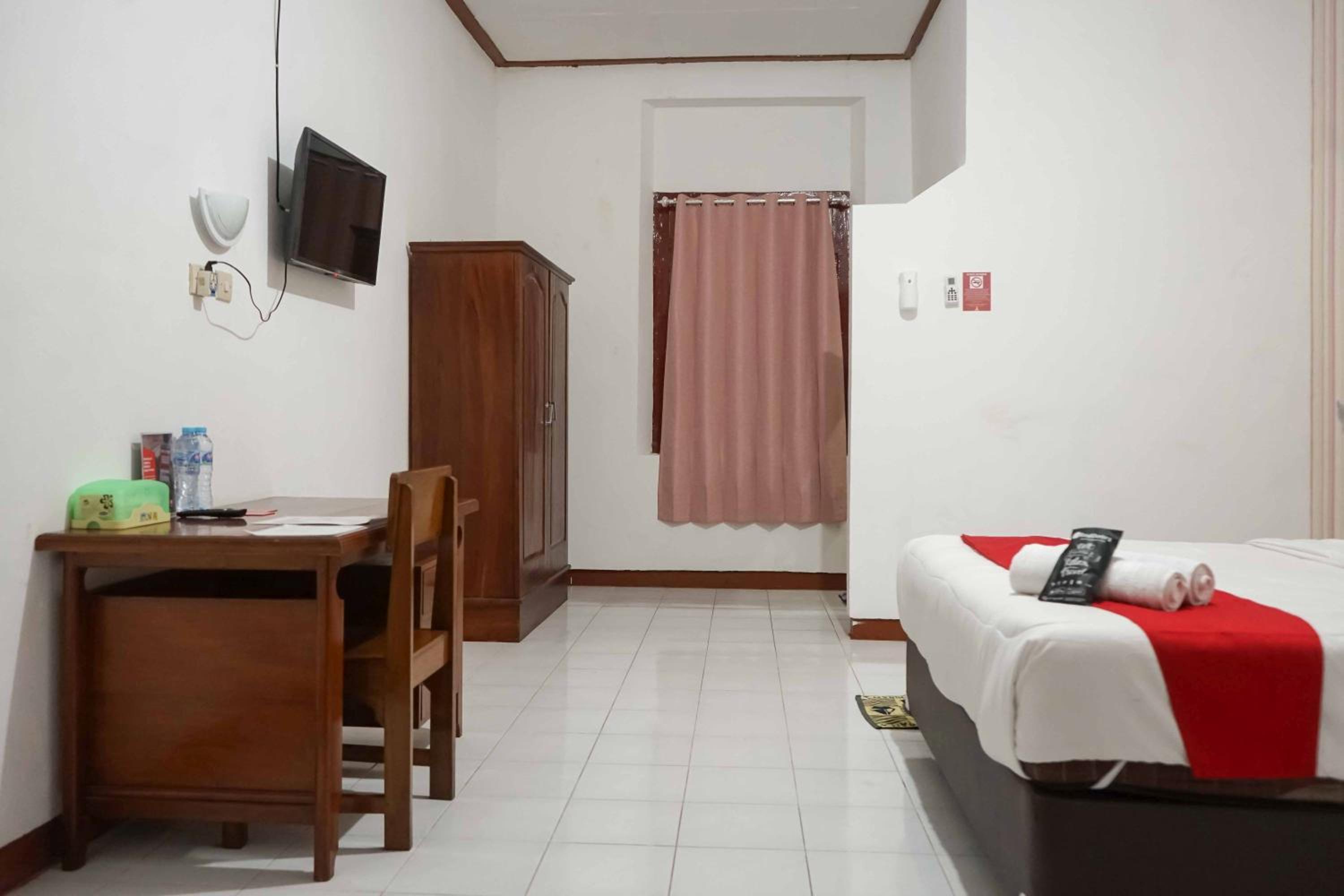 Suite - Photo 2