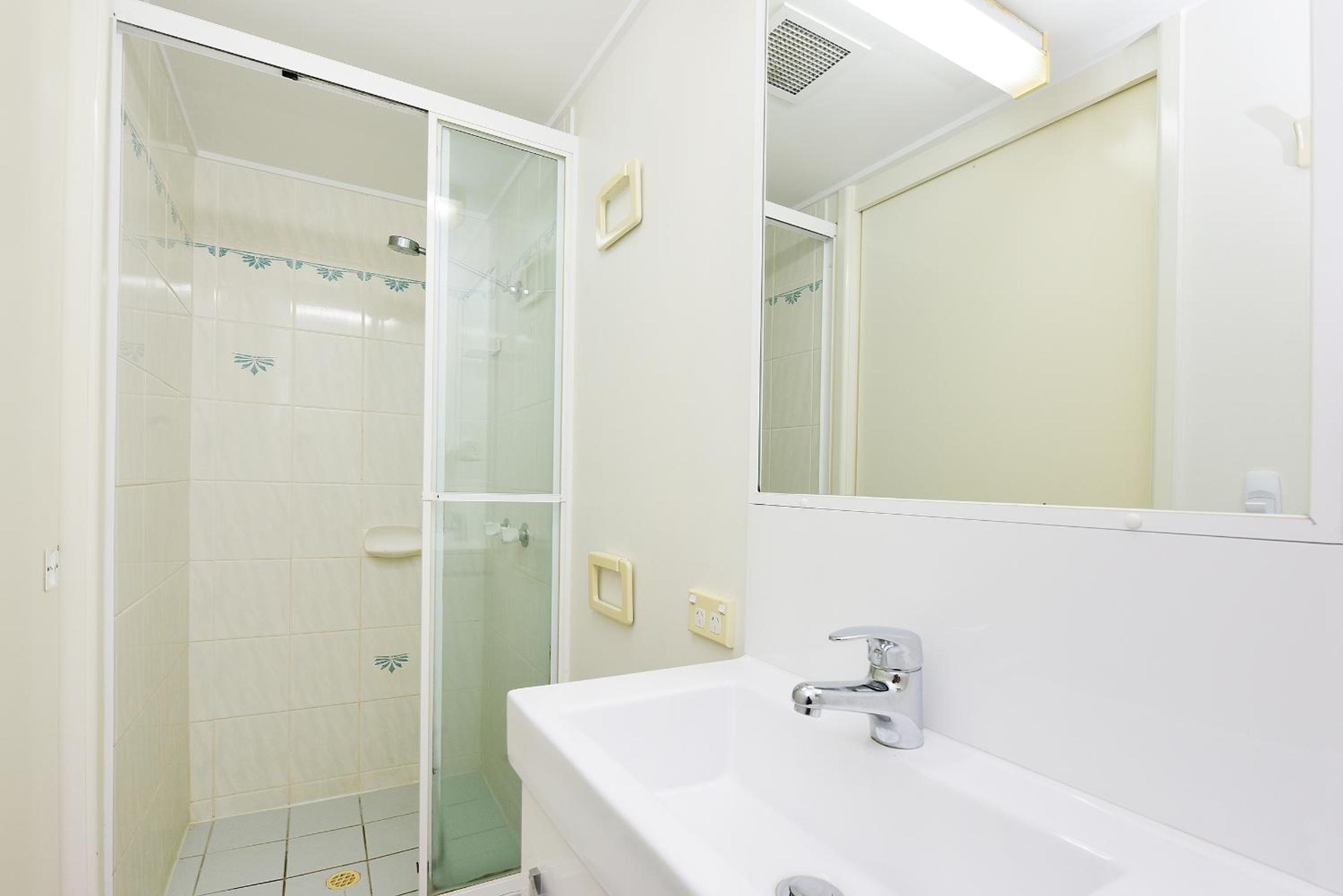 Two-Bedroom Ensuite - Ground Floor photo 3