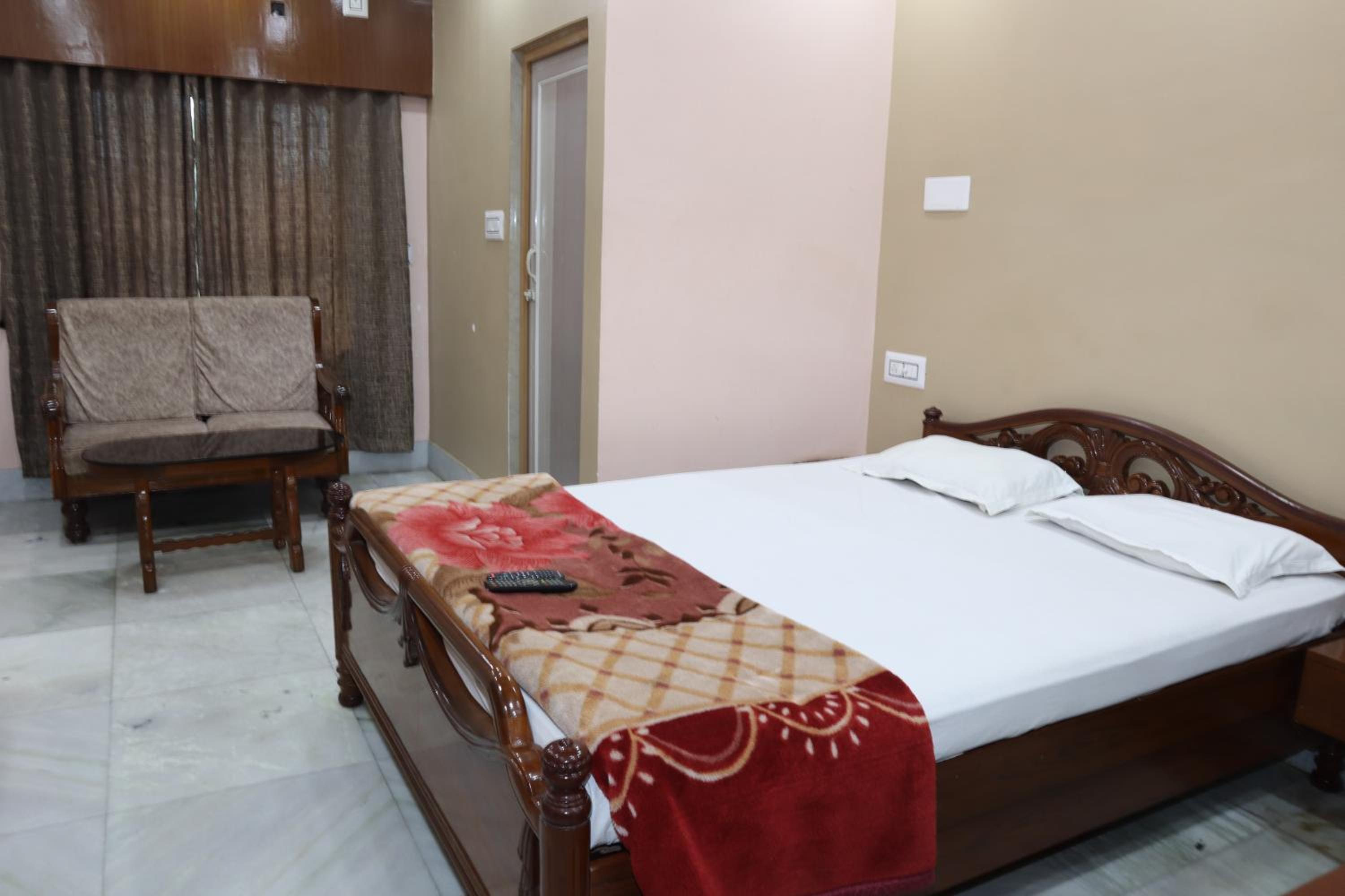 Deluxe Double Room photo 3
