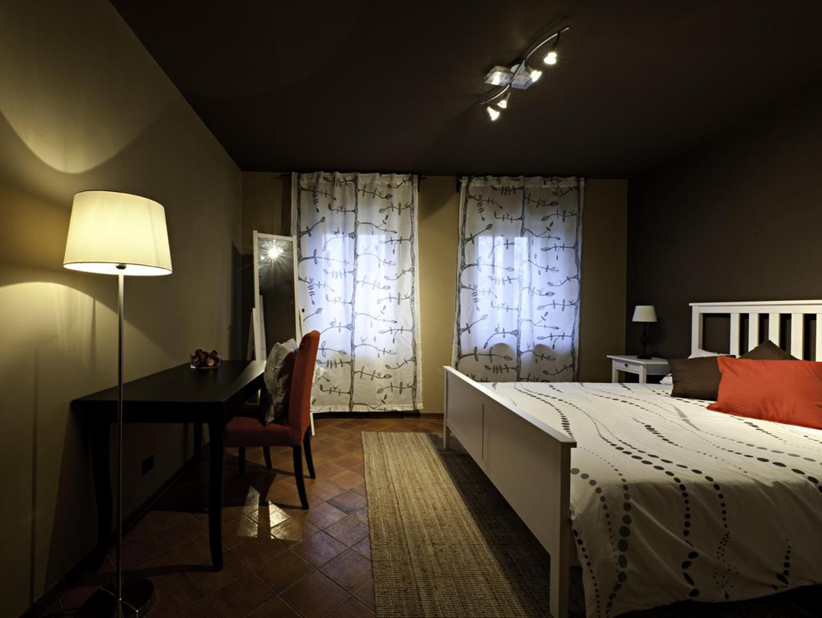 Double Room with Private External Bathroom photo 1