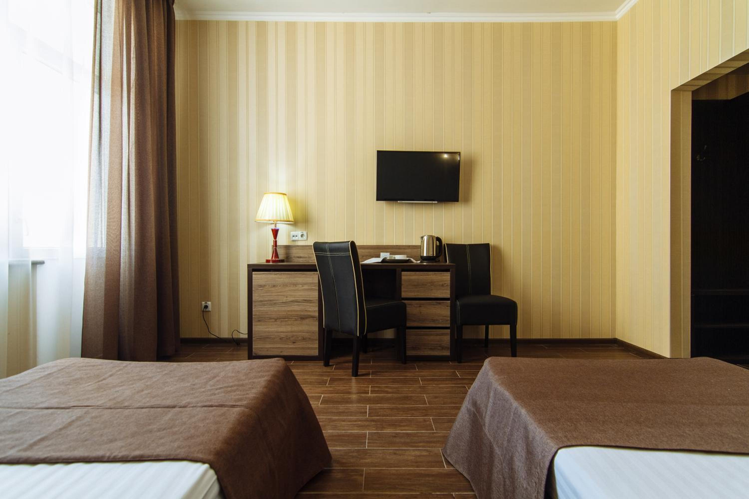 Standard Twin Room photo 2