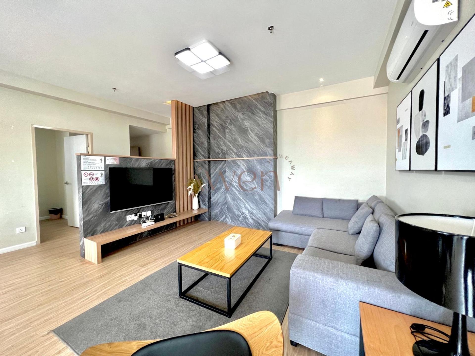 Three-Bedroom Suite - Photo 24
