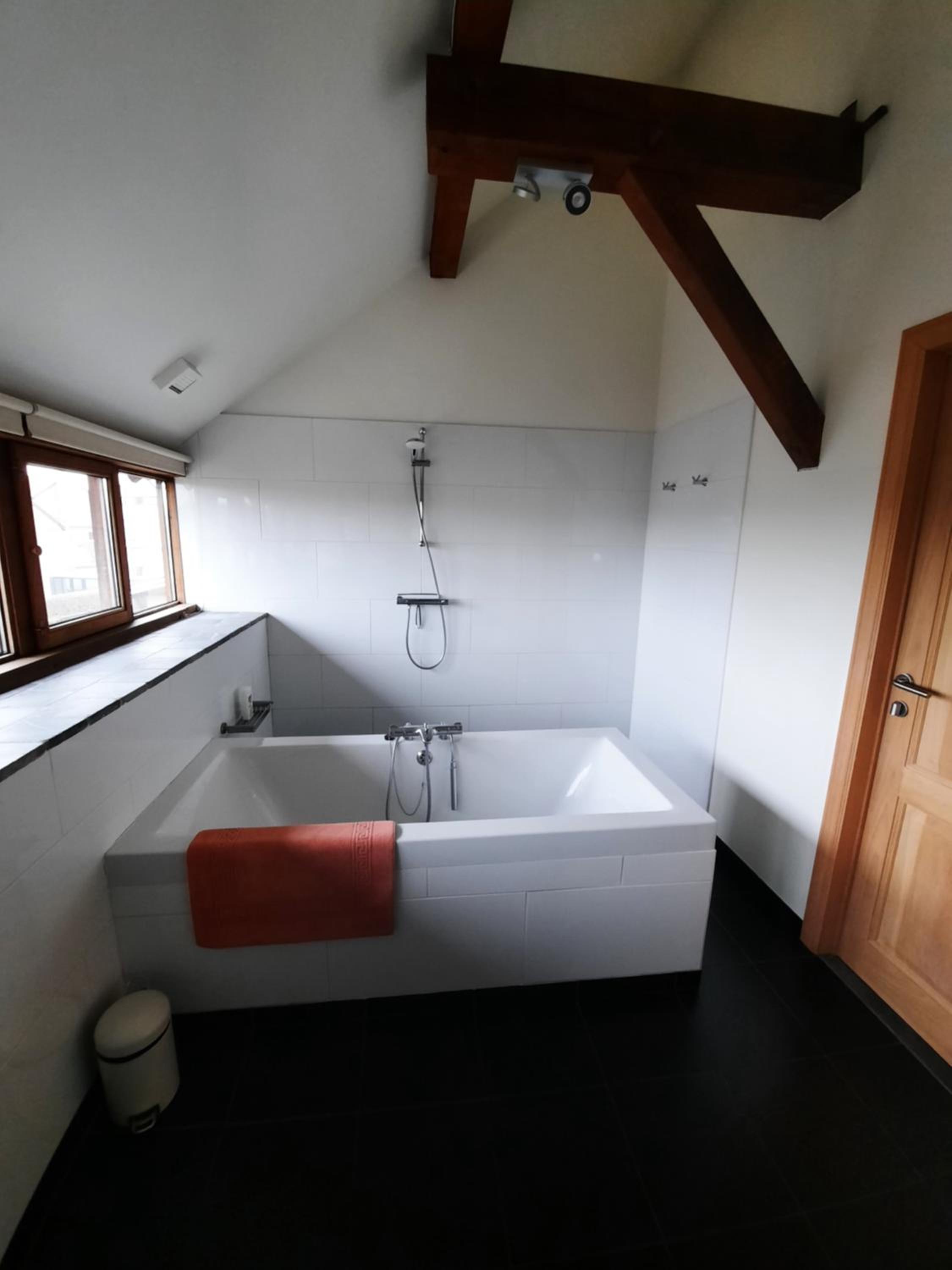 Two-Bedroom House photo 3