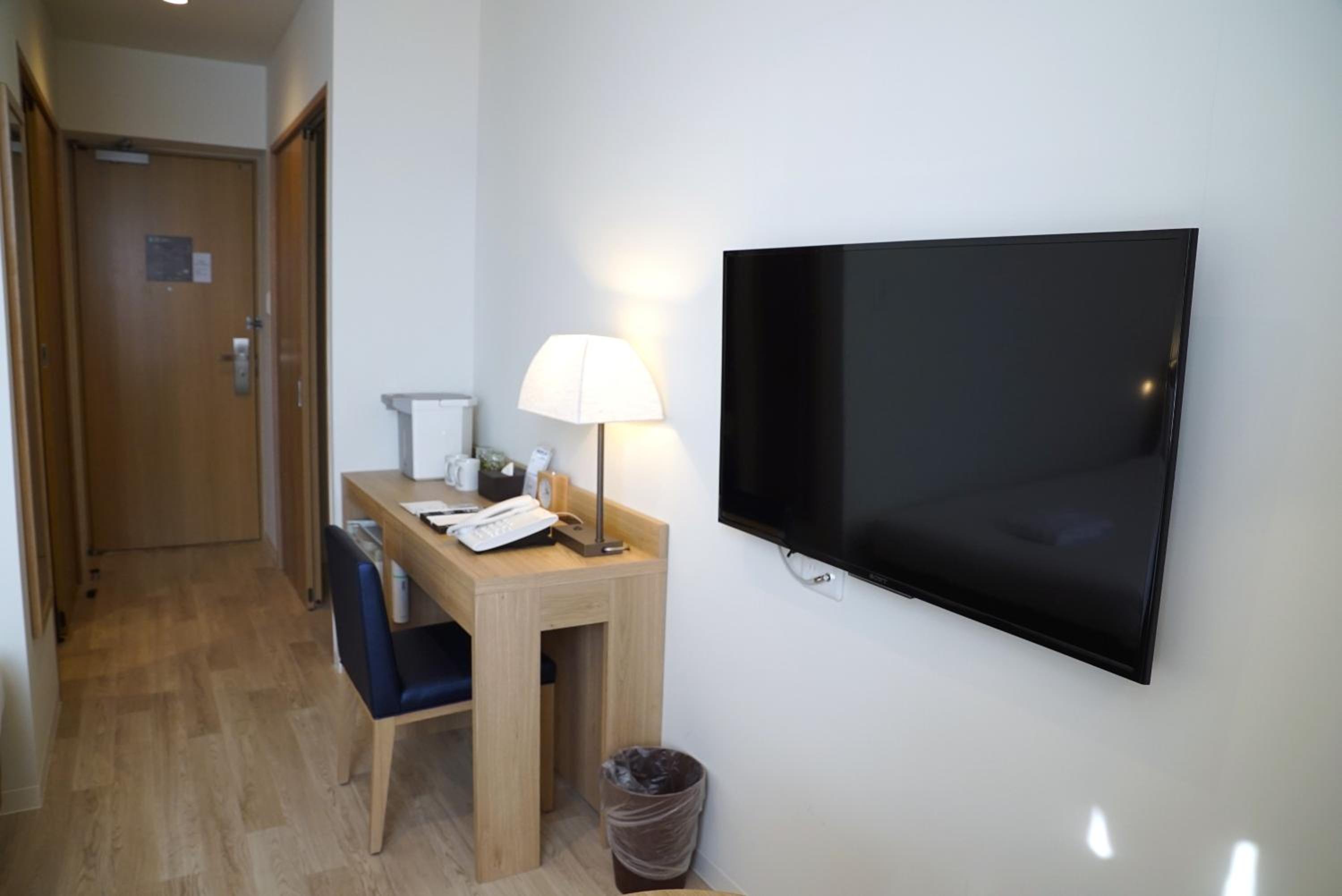 Standard Twin Room - Photo 7