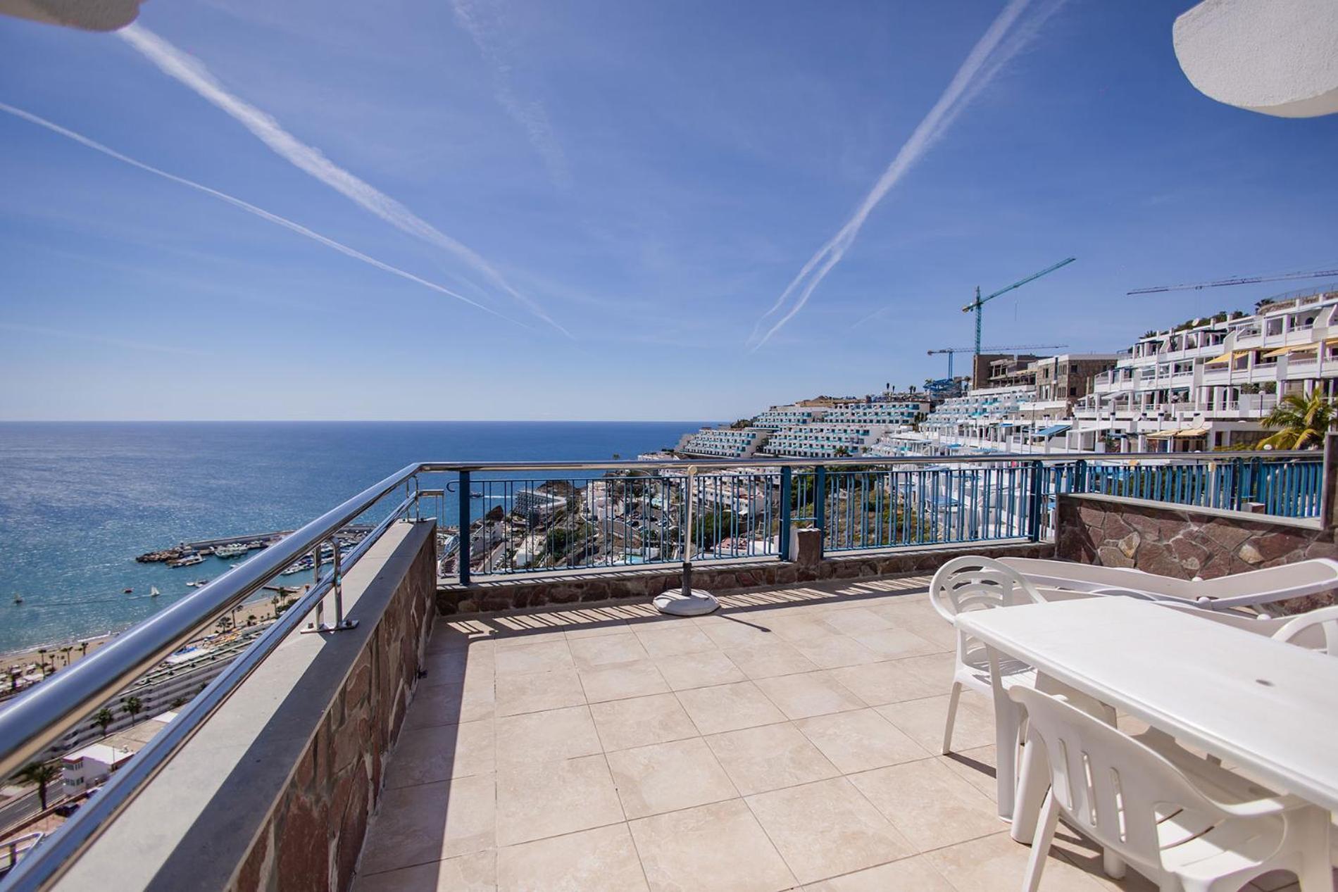 Apartment with Sea View