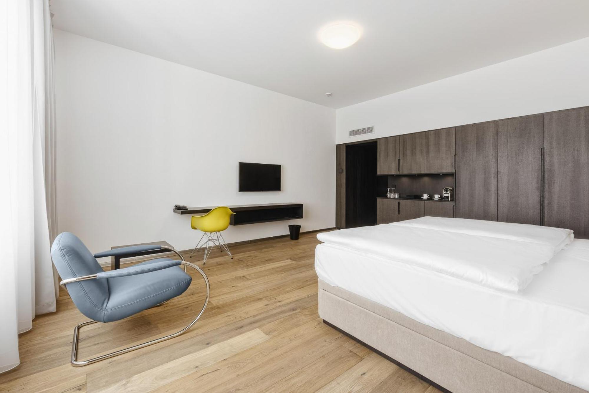 Deluxe Double or Twin Room photo 2