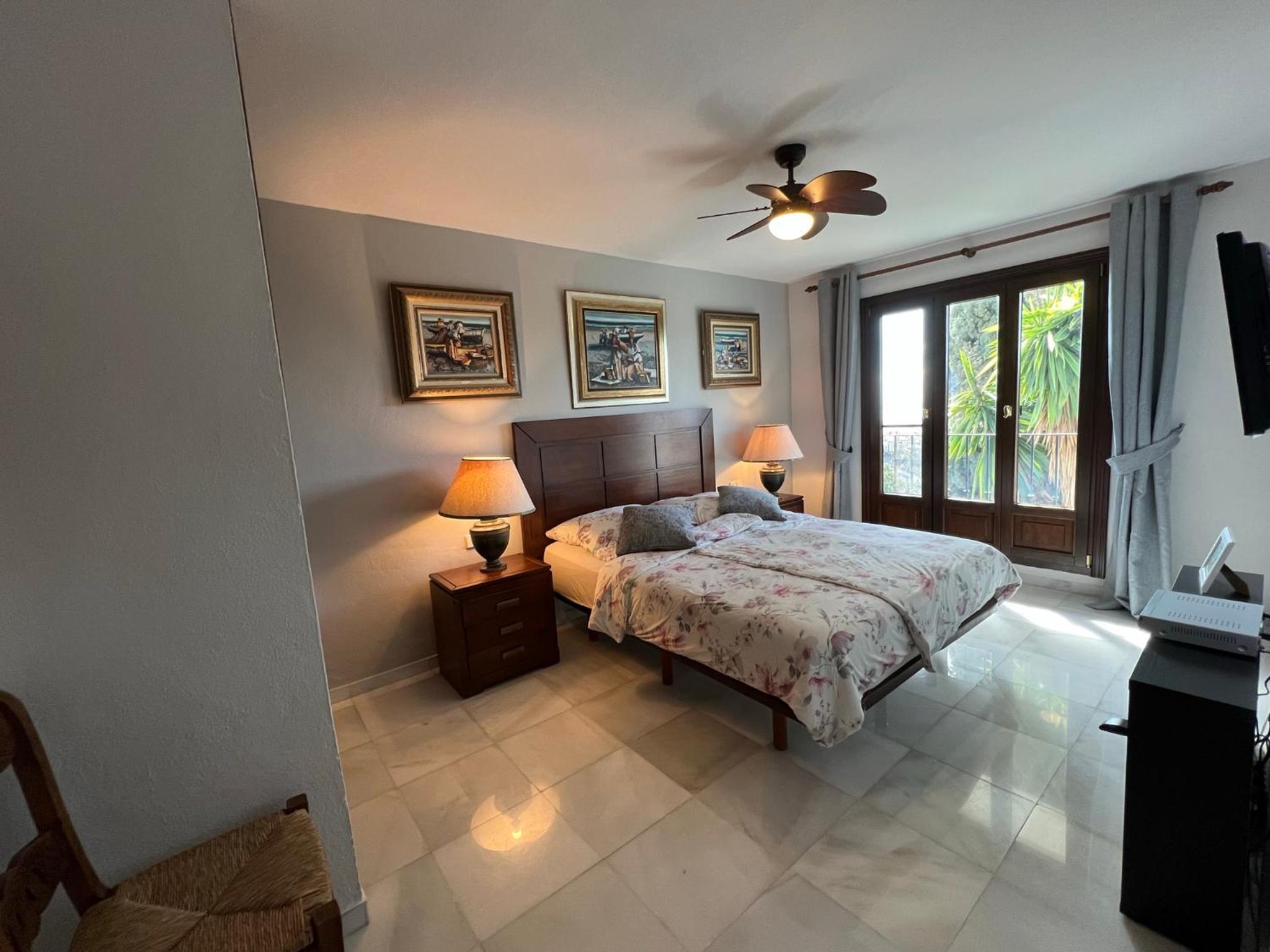 Villa de Tres Habitaciones