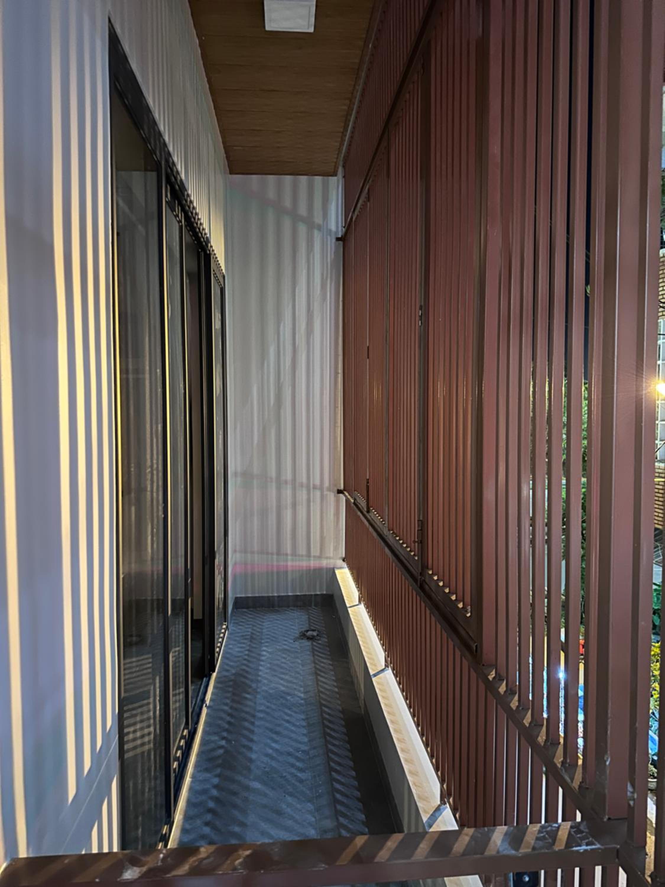 Deluxe Queen Room with Two Queen Beds - Photo 2