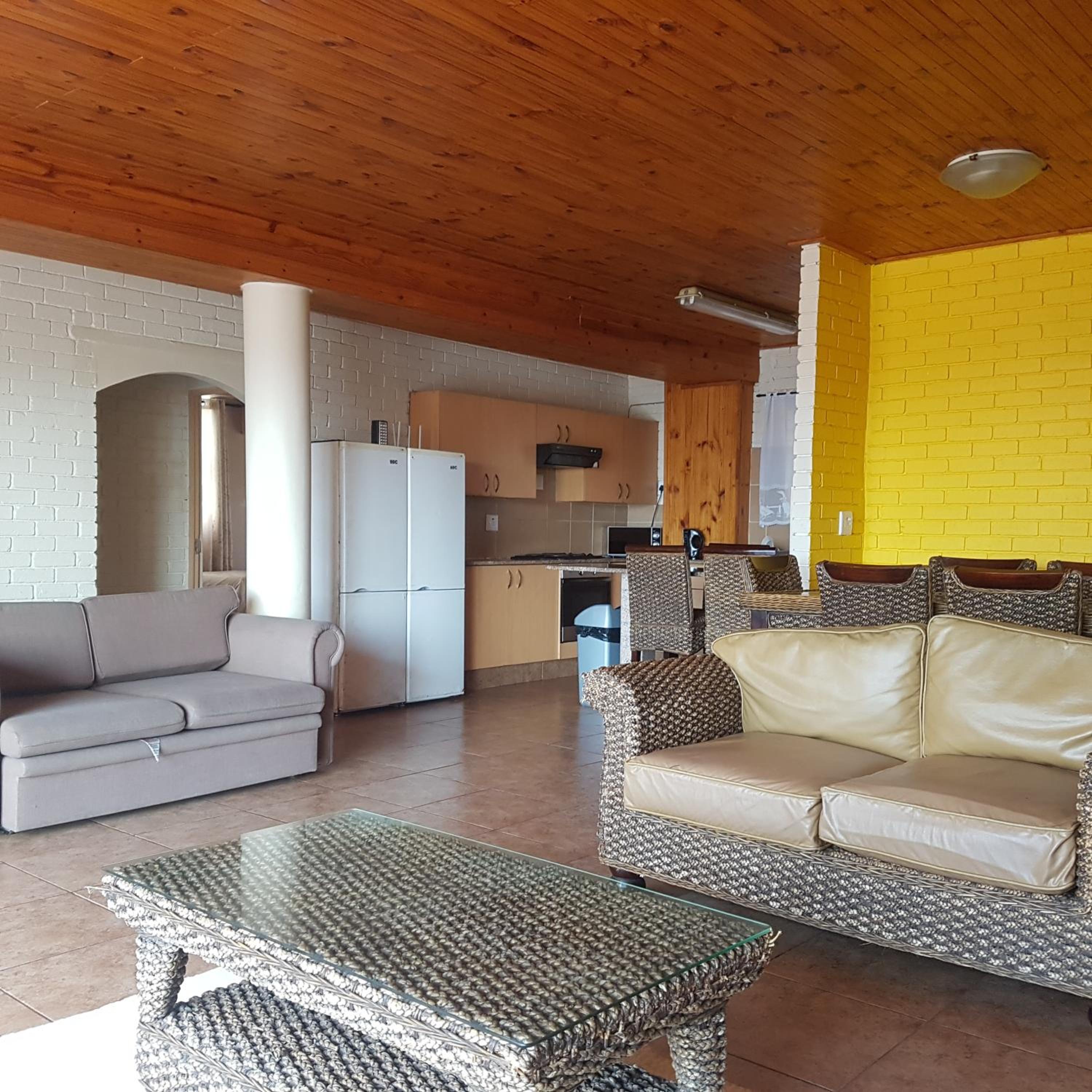 Large Chalet - Photo 6