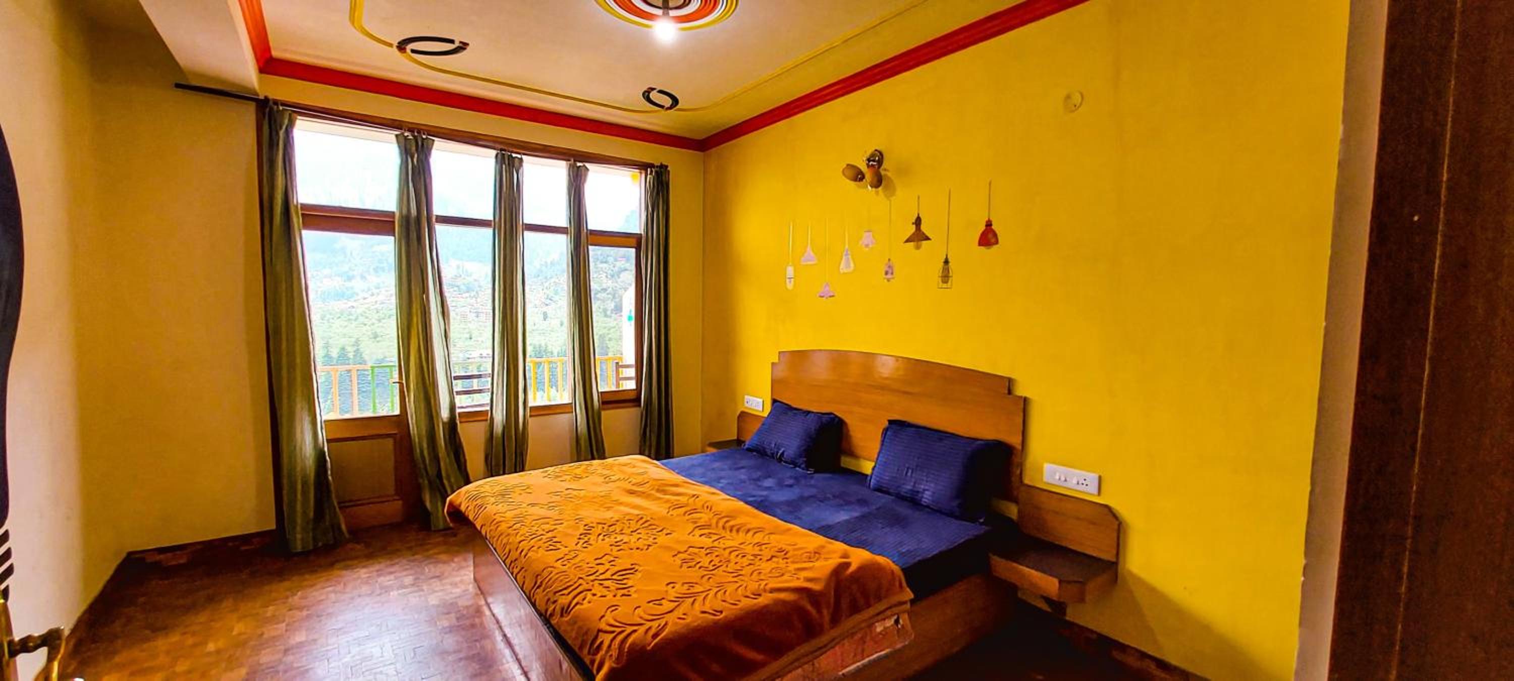 Deluxe Double Room - Photo 19