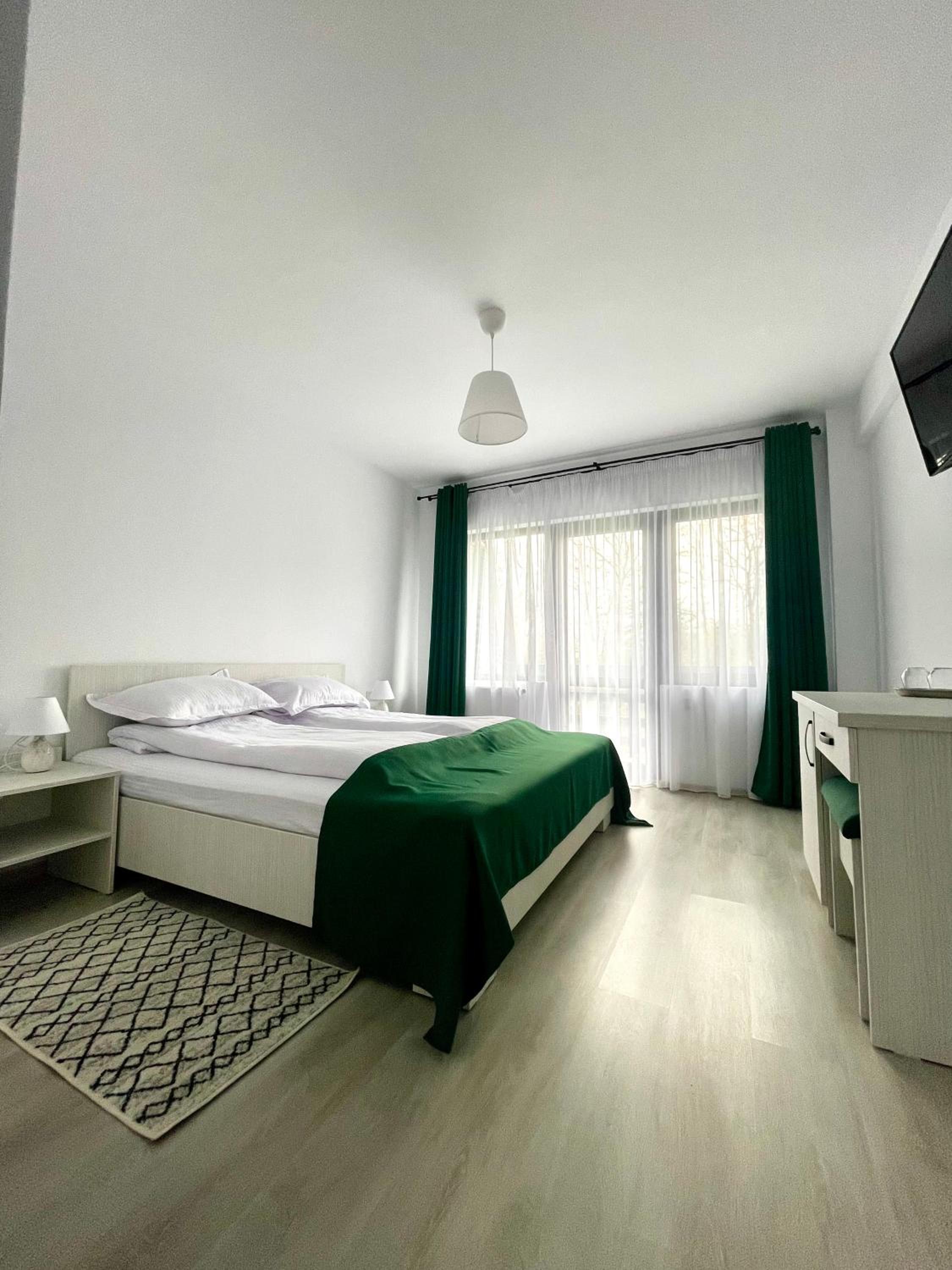 Deluxe Double Room with Balcony photo 2