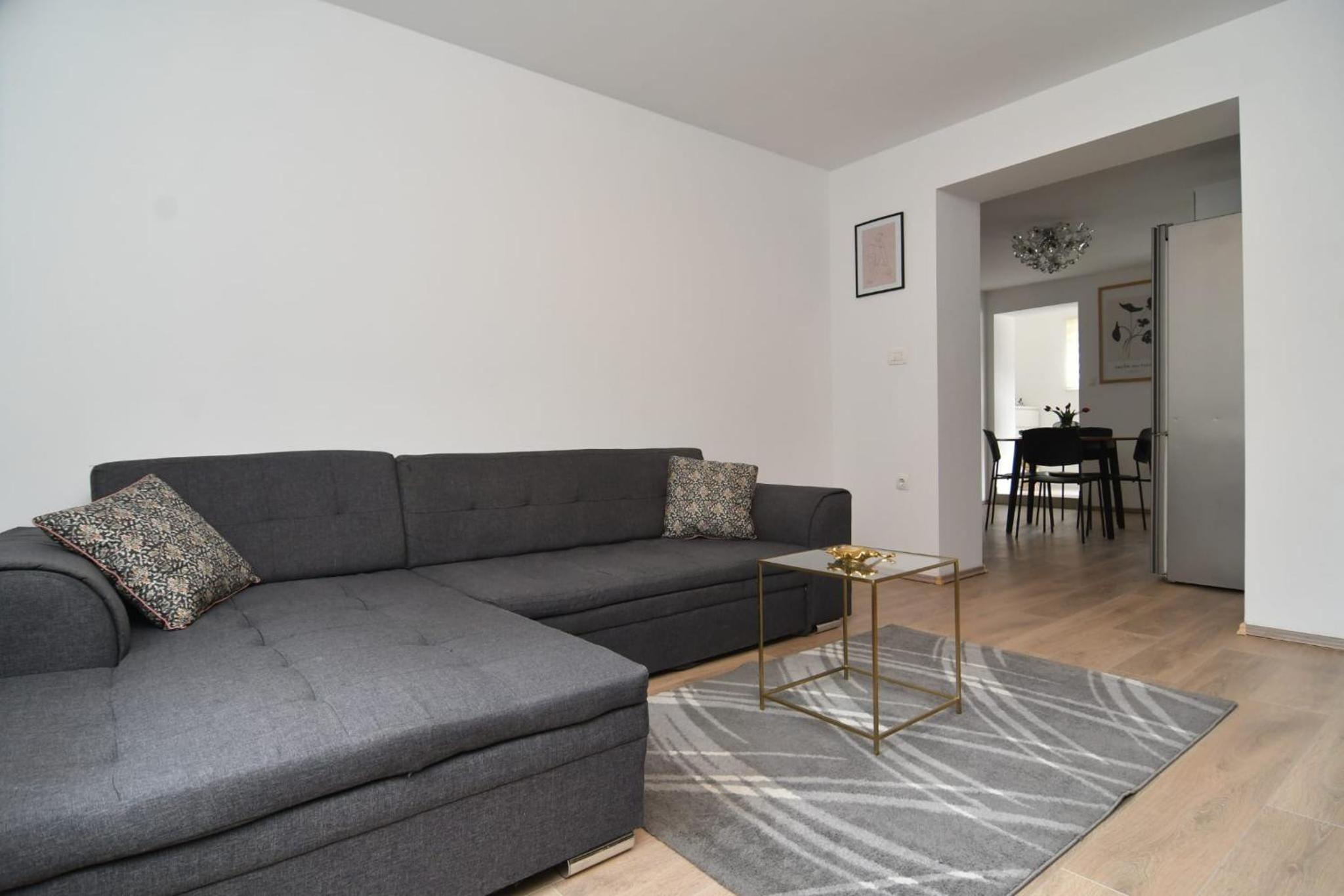 Deluxe Apartment photo 1