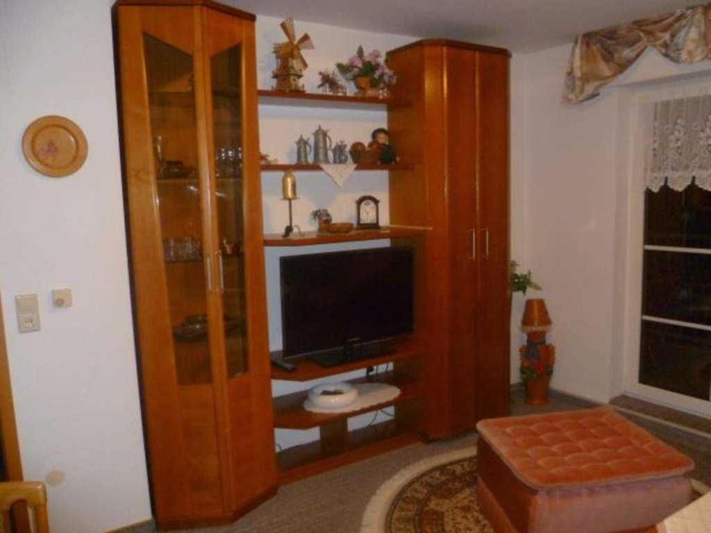 Apartment With Shower photo 3
