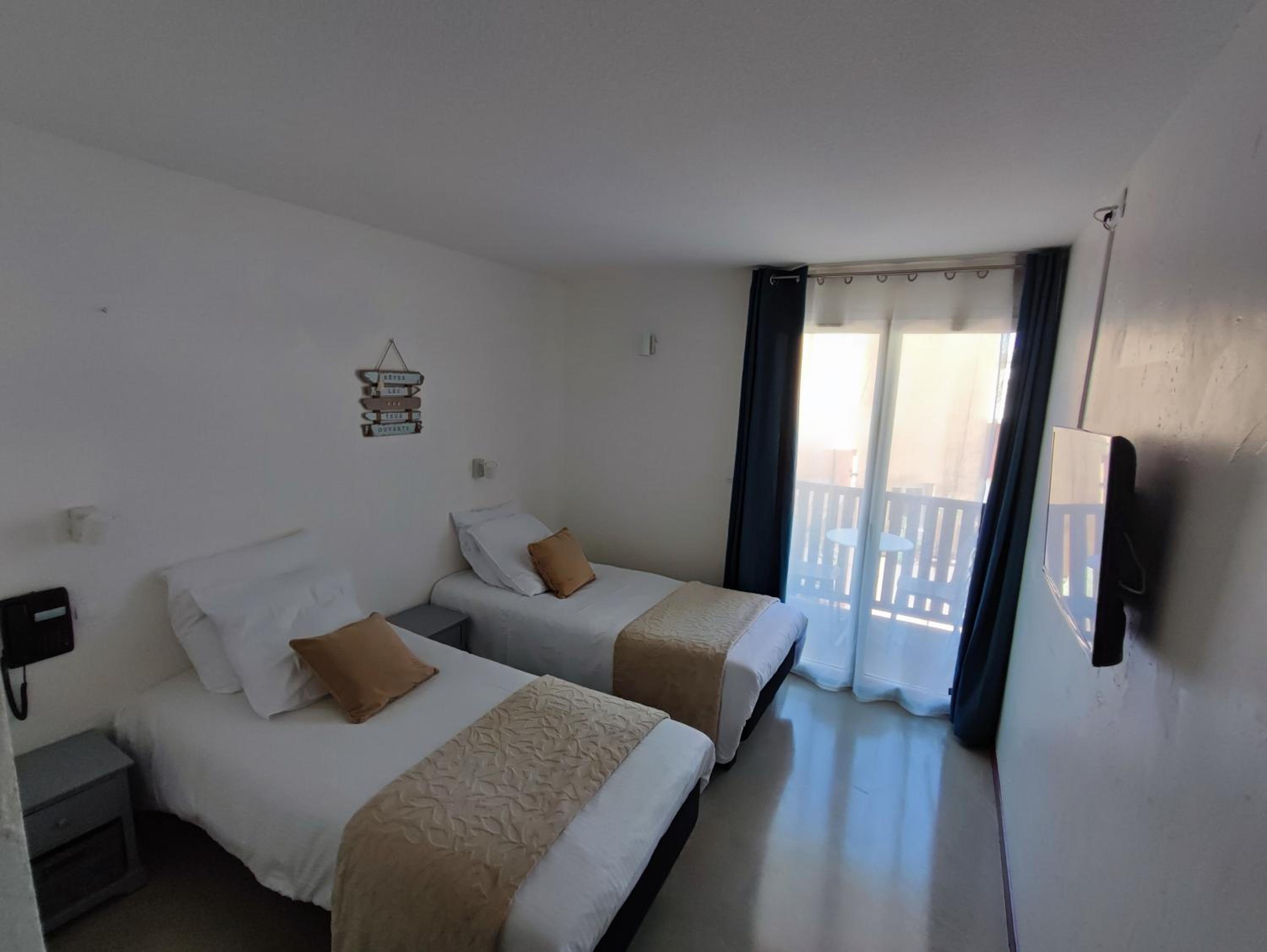 Twin Room Confort photo 3