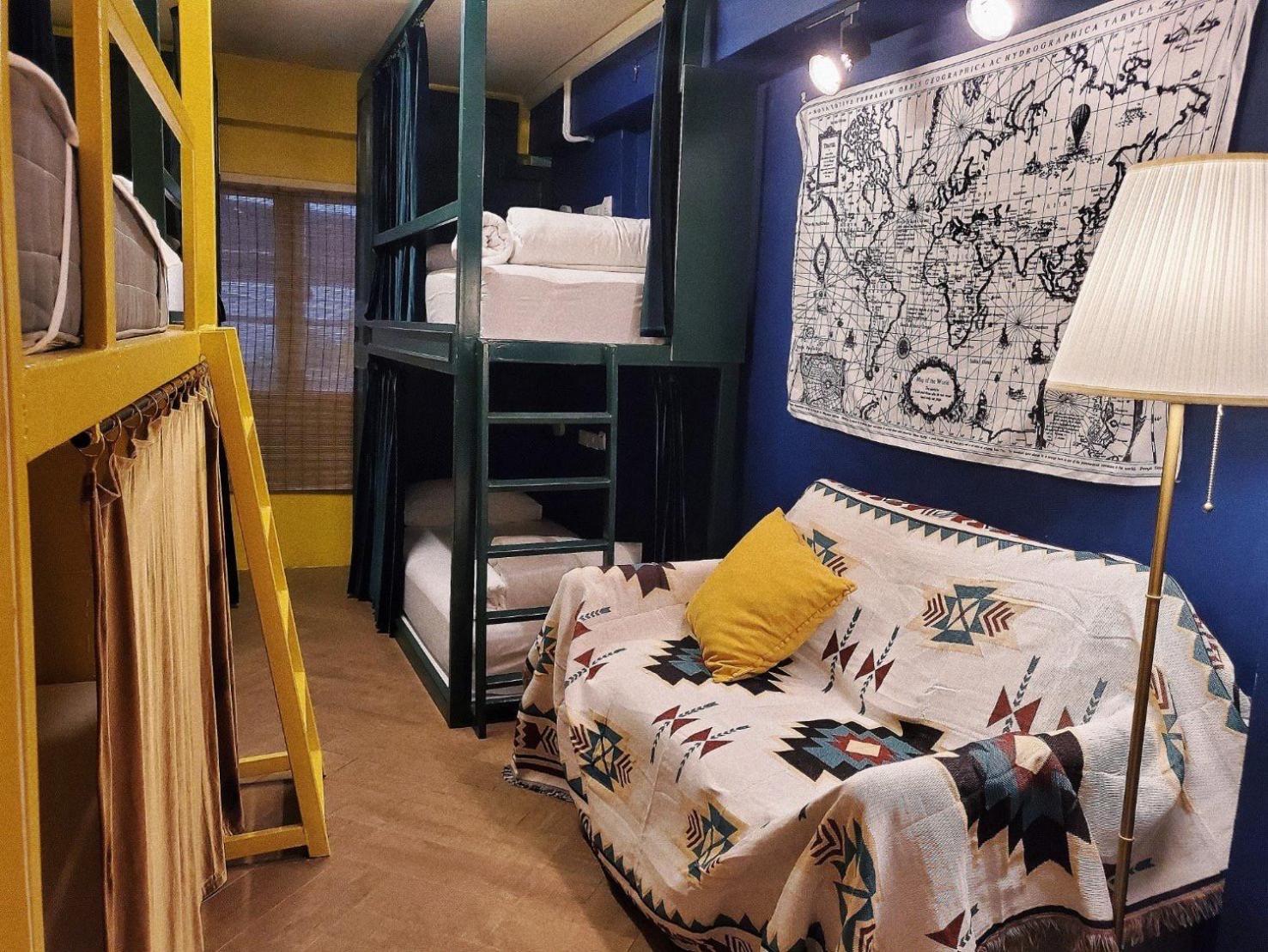 6-Bed Mixed Dormitory Room photo 2