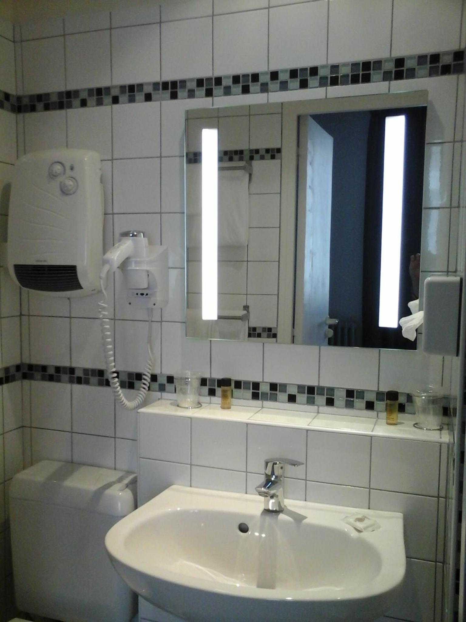 Comfort Double Room - Photo 9