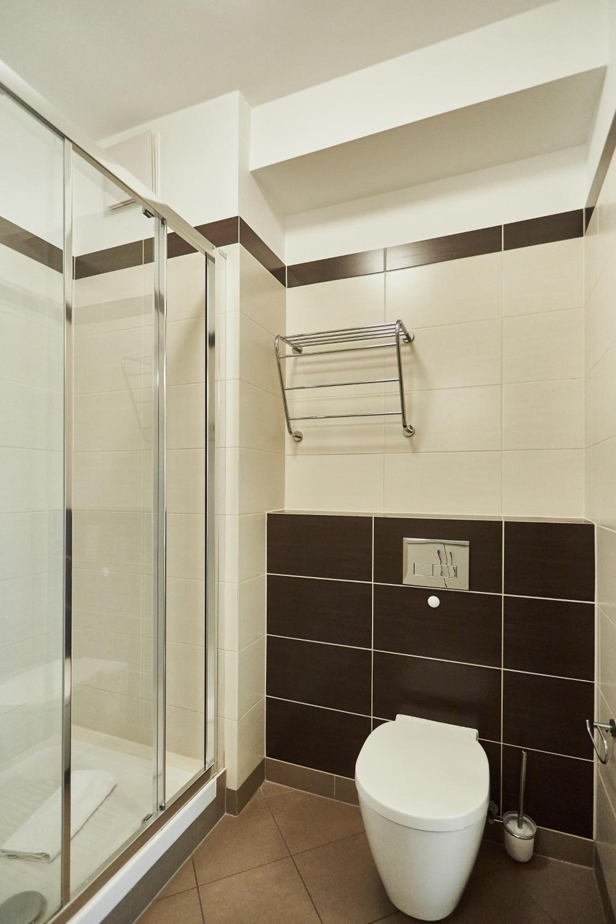 Deluxe Triple Room - Photo 6