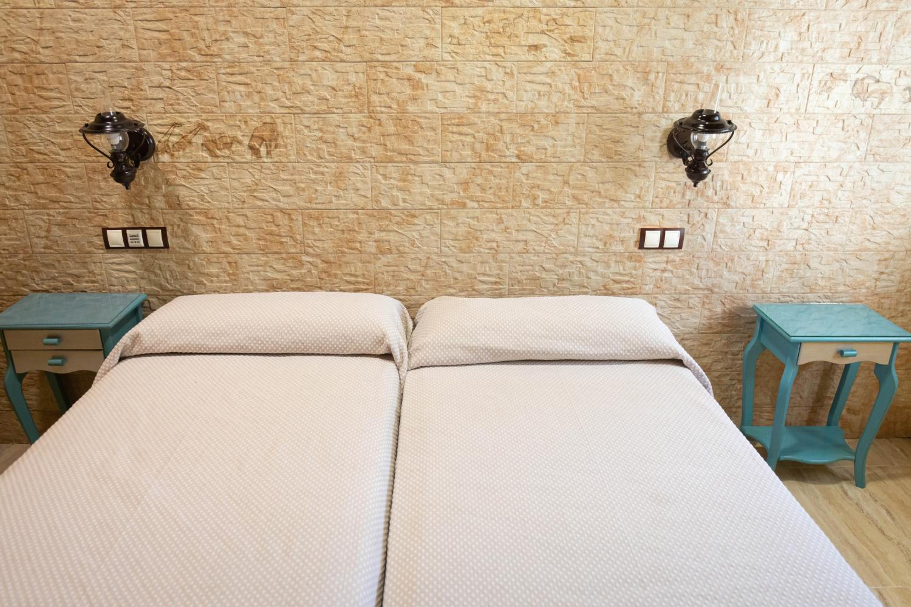 Standard Double Room - Photo 1