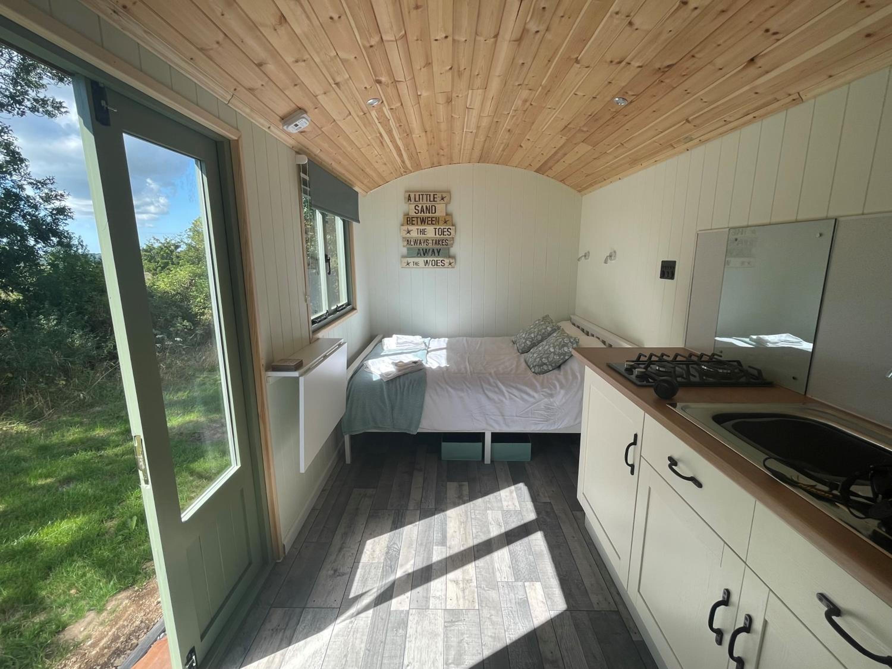 Mobile Home photo 1