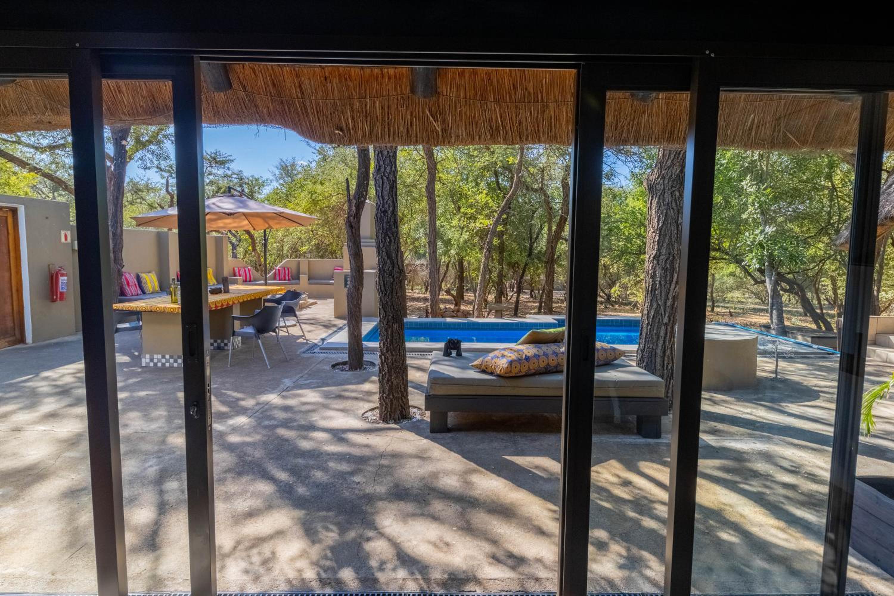 Superior Villa photo 2