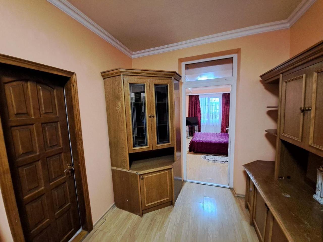 Family Room photo 2