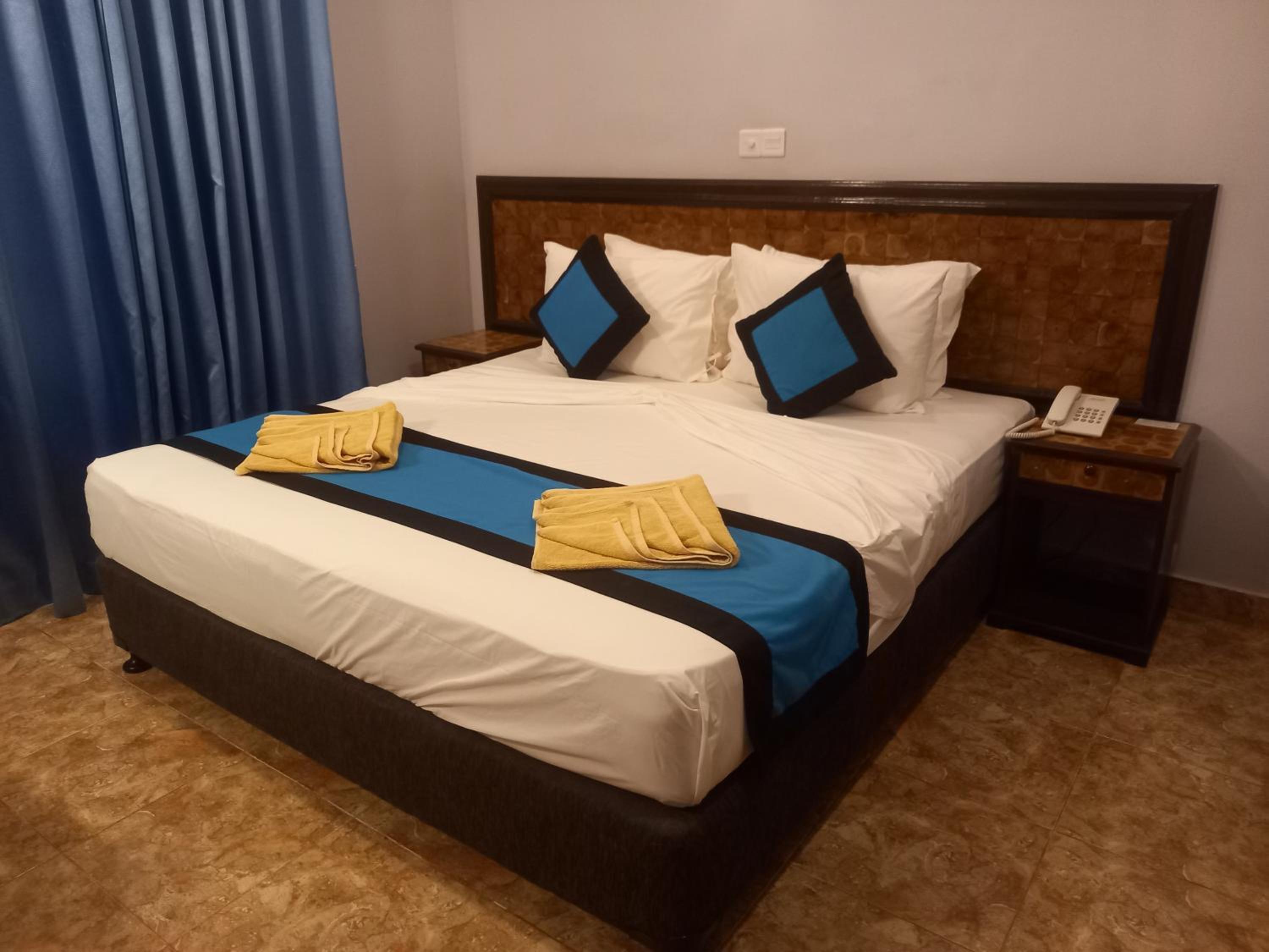 Deluxe King Room