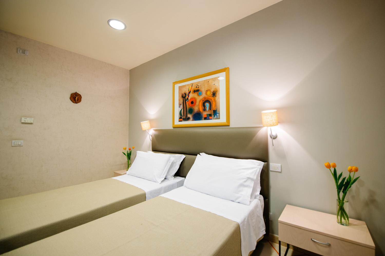 Standard Double Or Twin Room - Photo 14