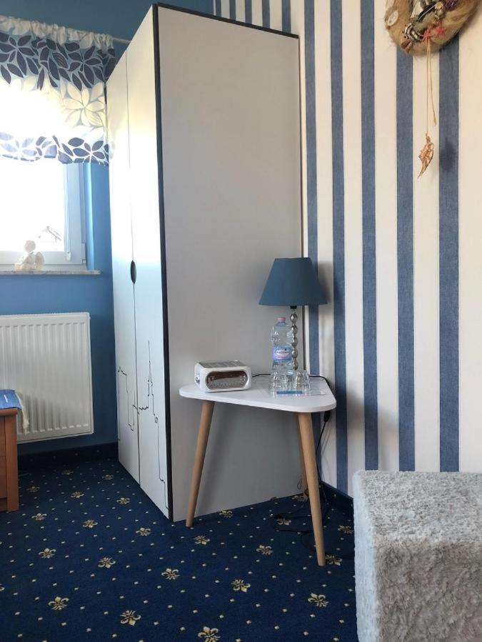 Triple Room with Bathroom photo 2
