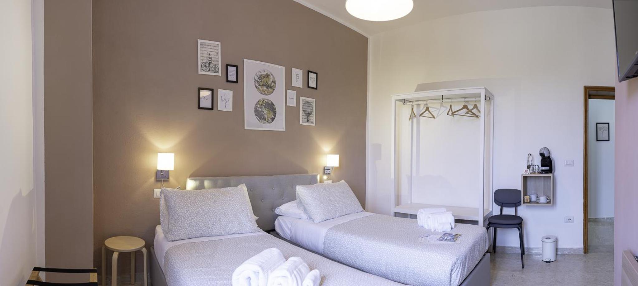 Superior Double or Twin Room - Photo 2