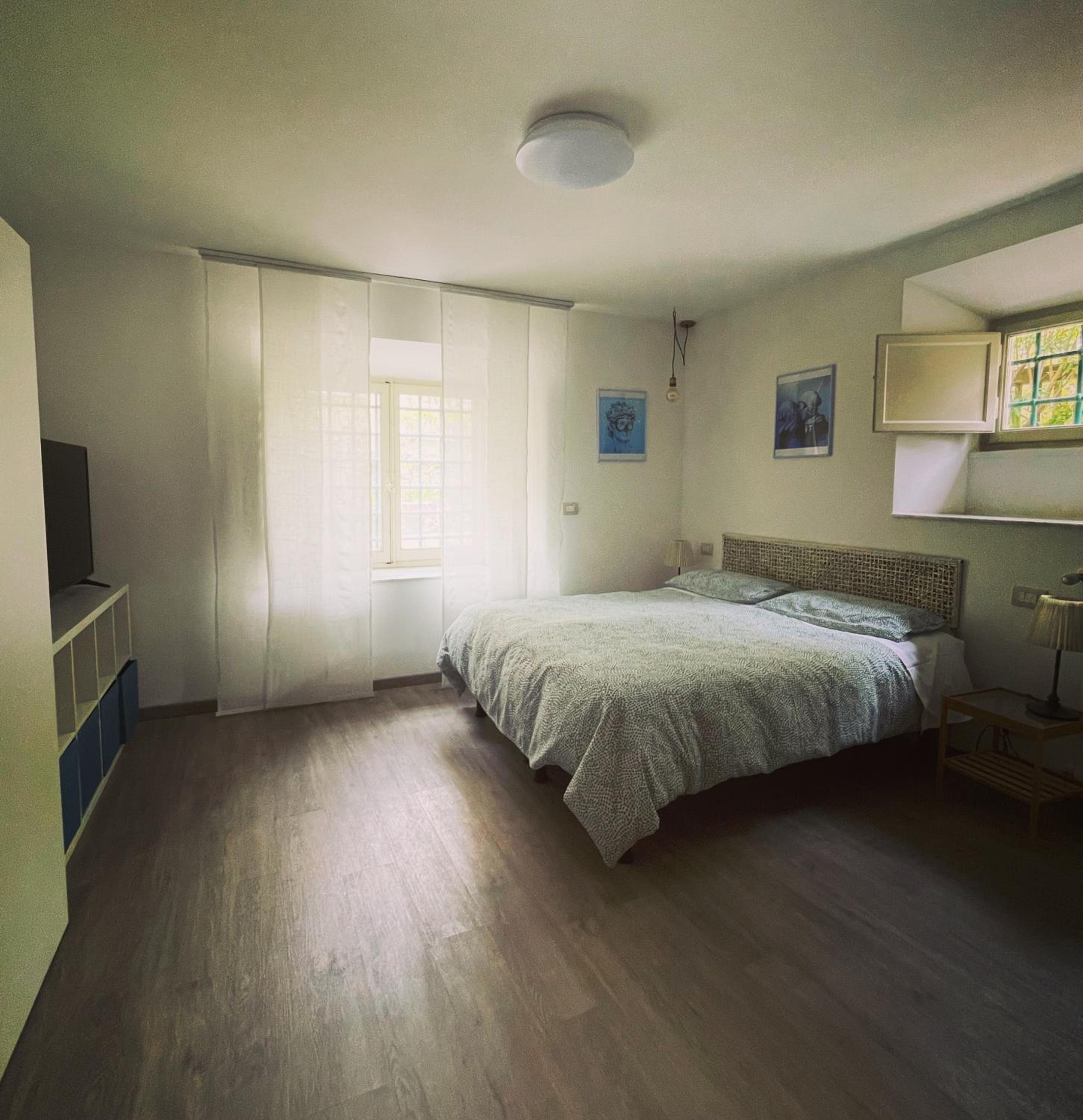 Large Double Room photo 2