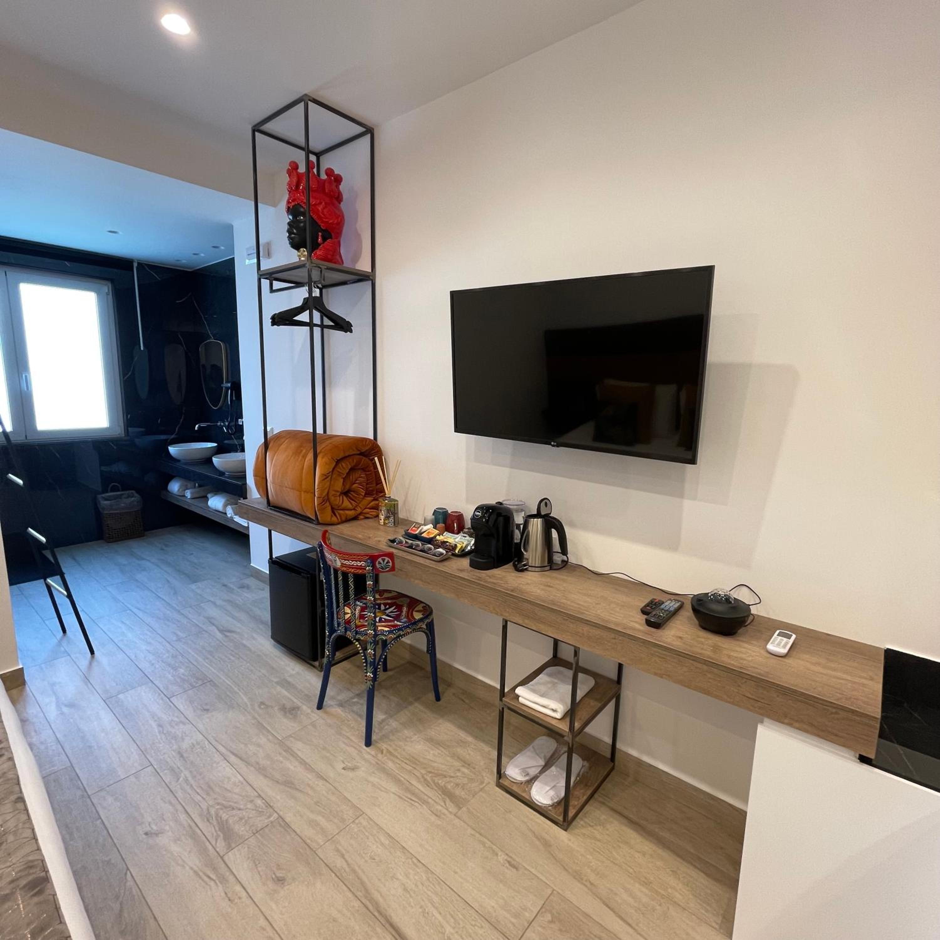 King Room with Spa Bath photo 2