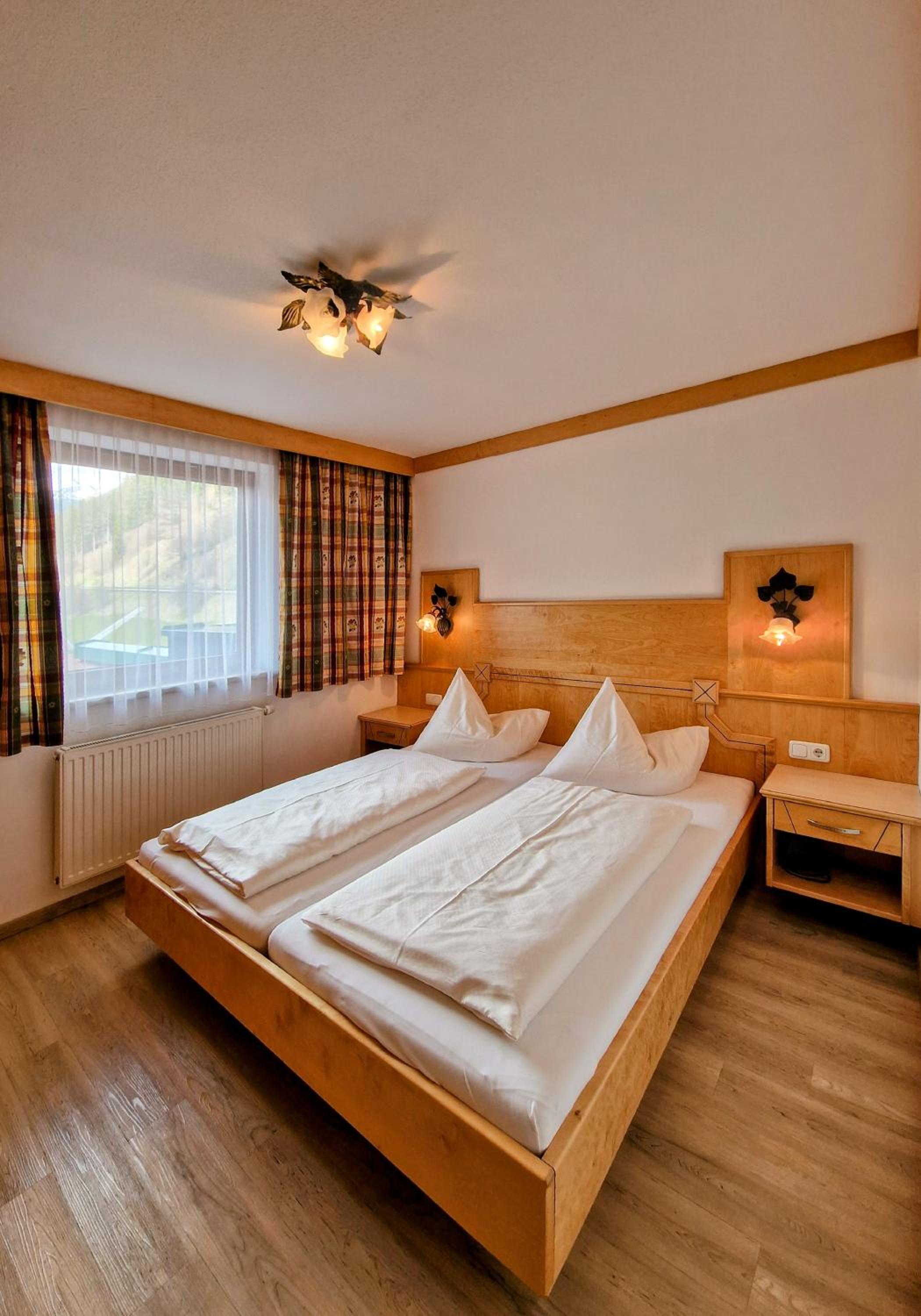 Two-Bedroom Apartment - Photo 4