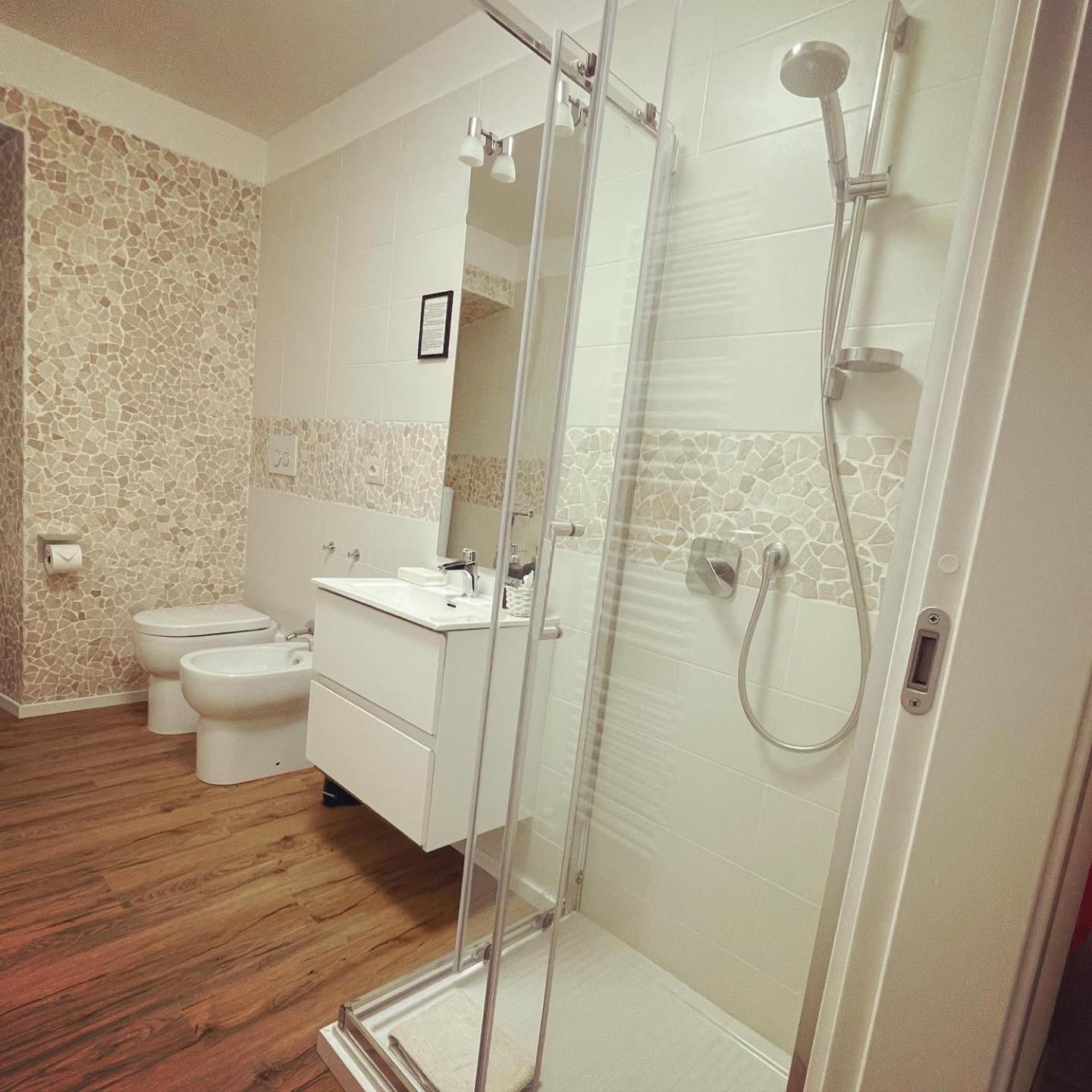 Large Double Room photo 3