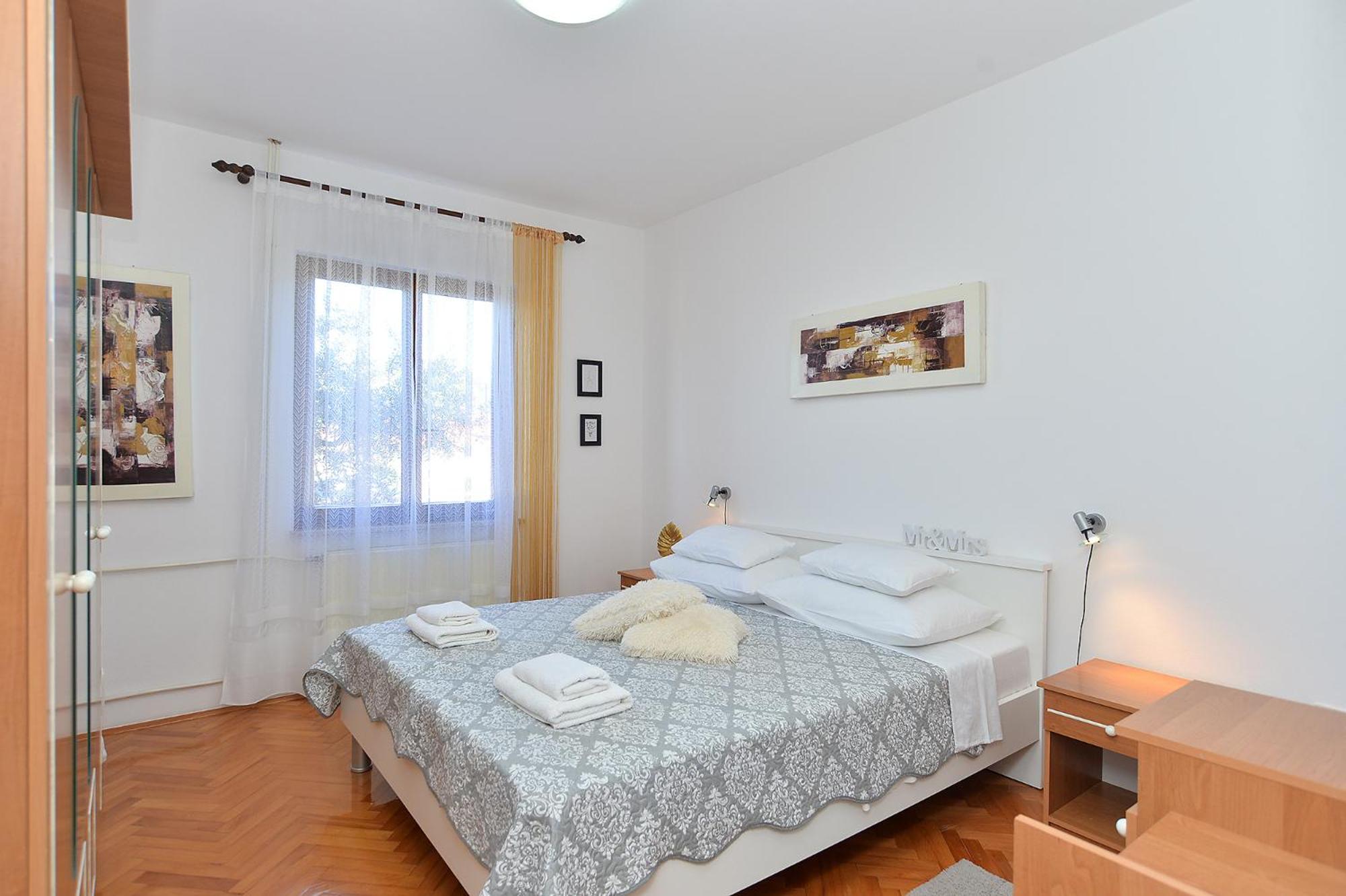 Apartment photo 3