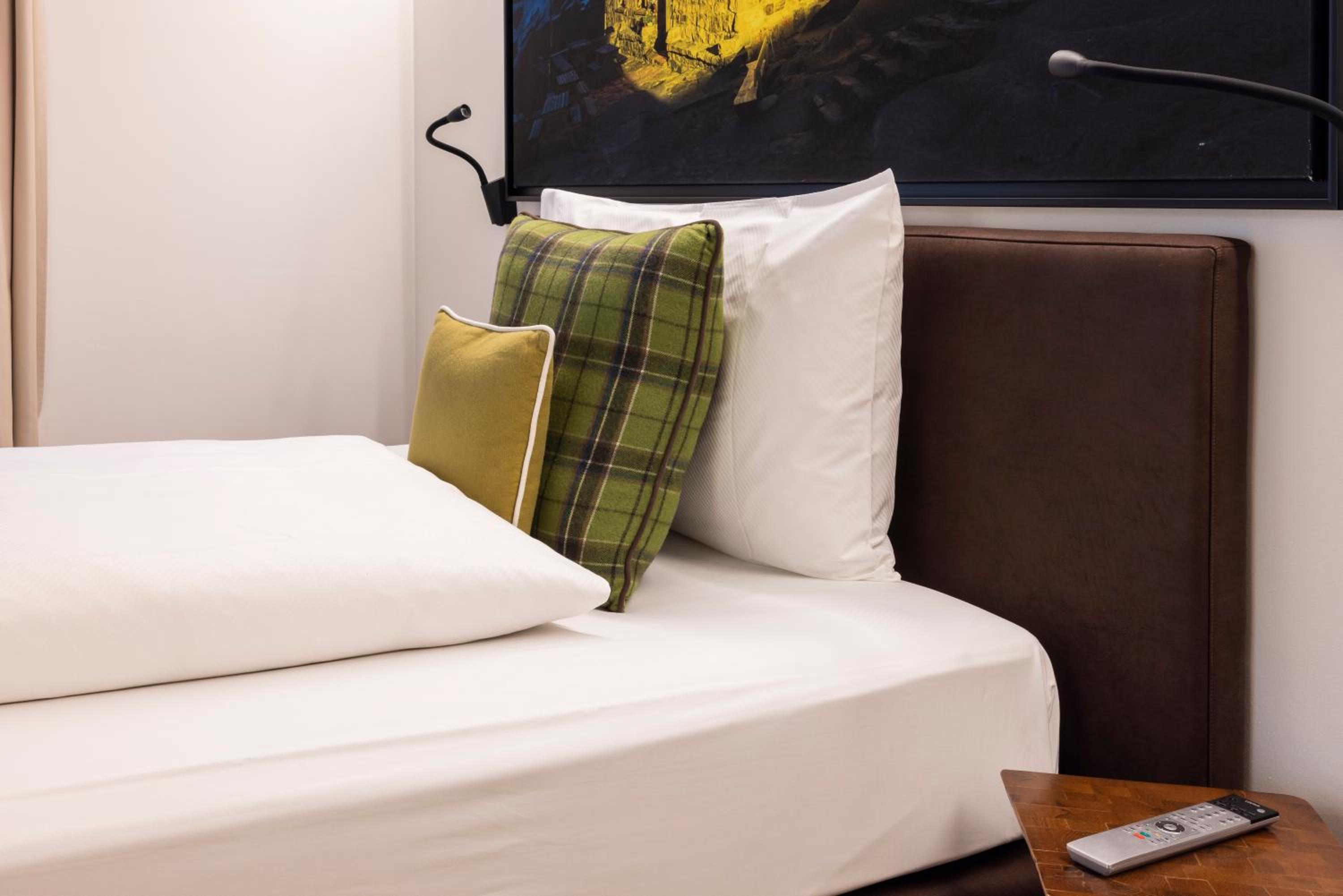 Single Room Plus