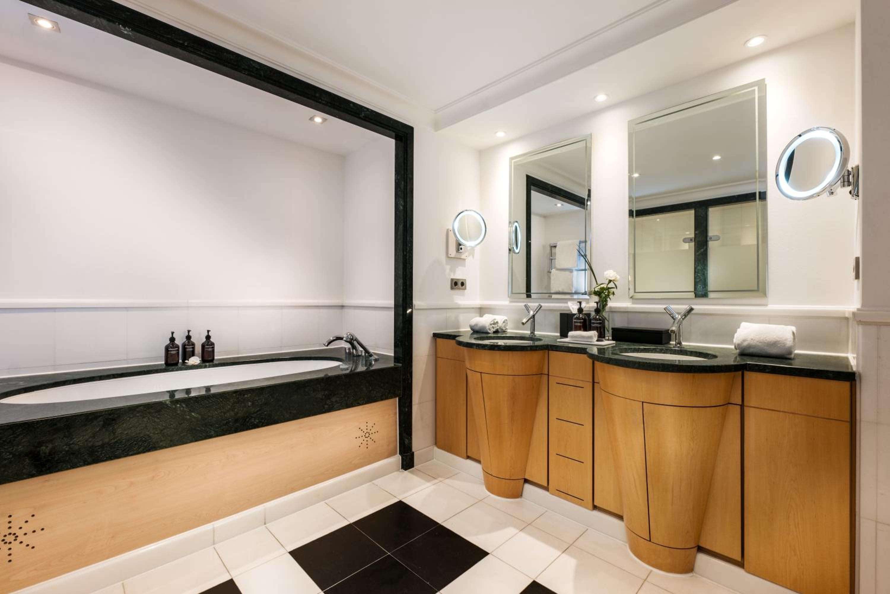 Comfort Suite - Photo 2