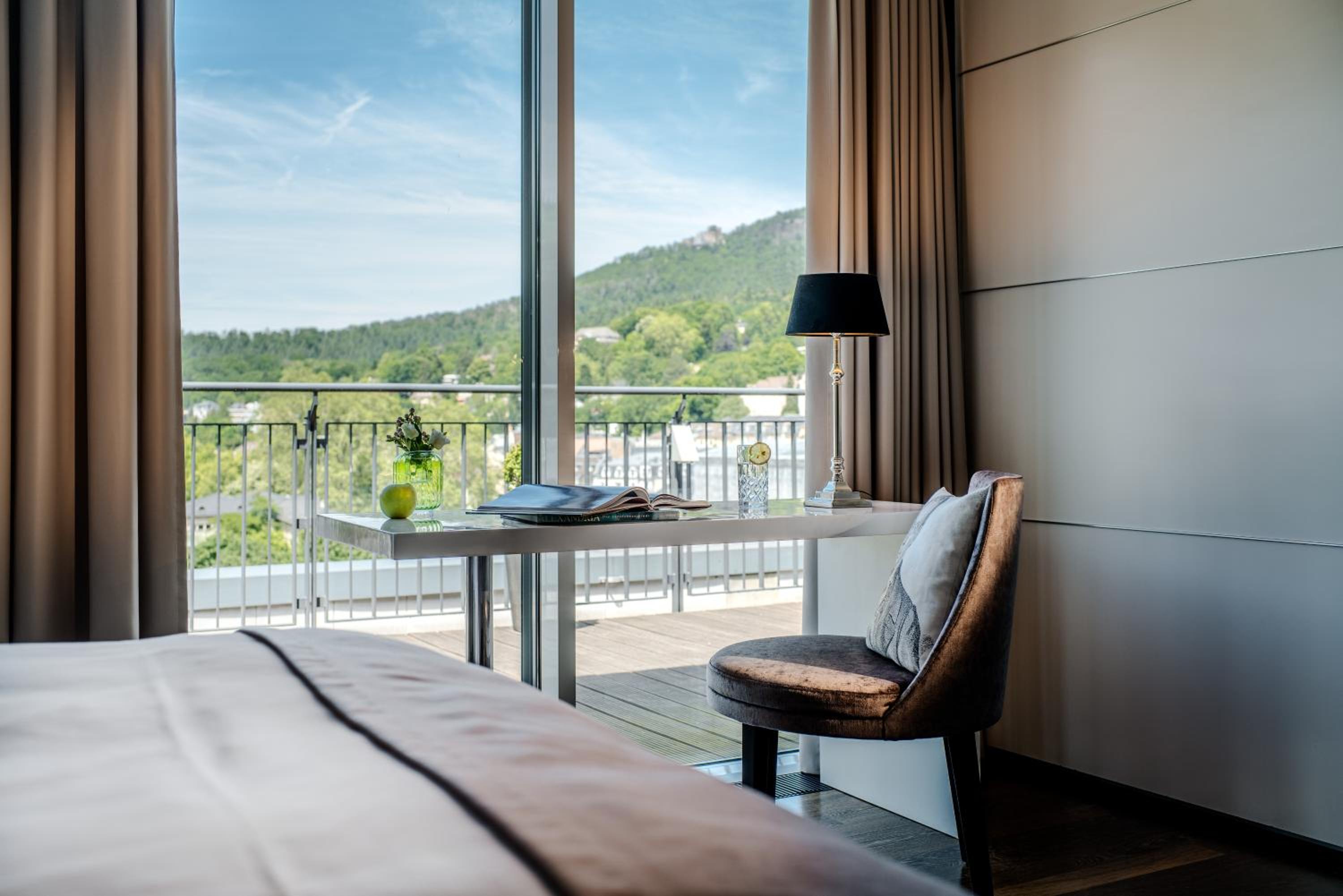 Penthouse Suite - Photo 2
