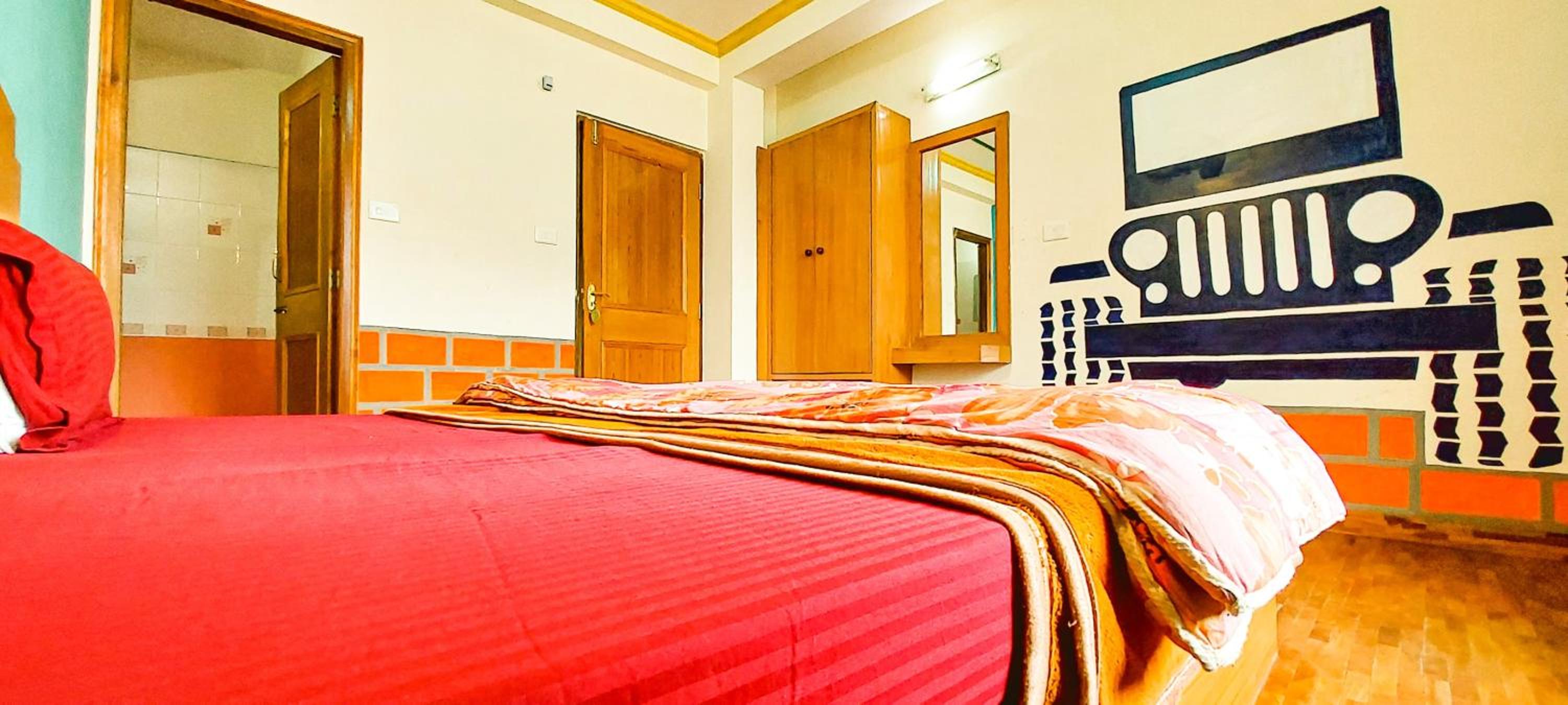 Deluxe Double Room - Photo 29