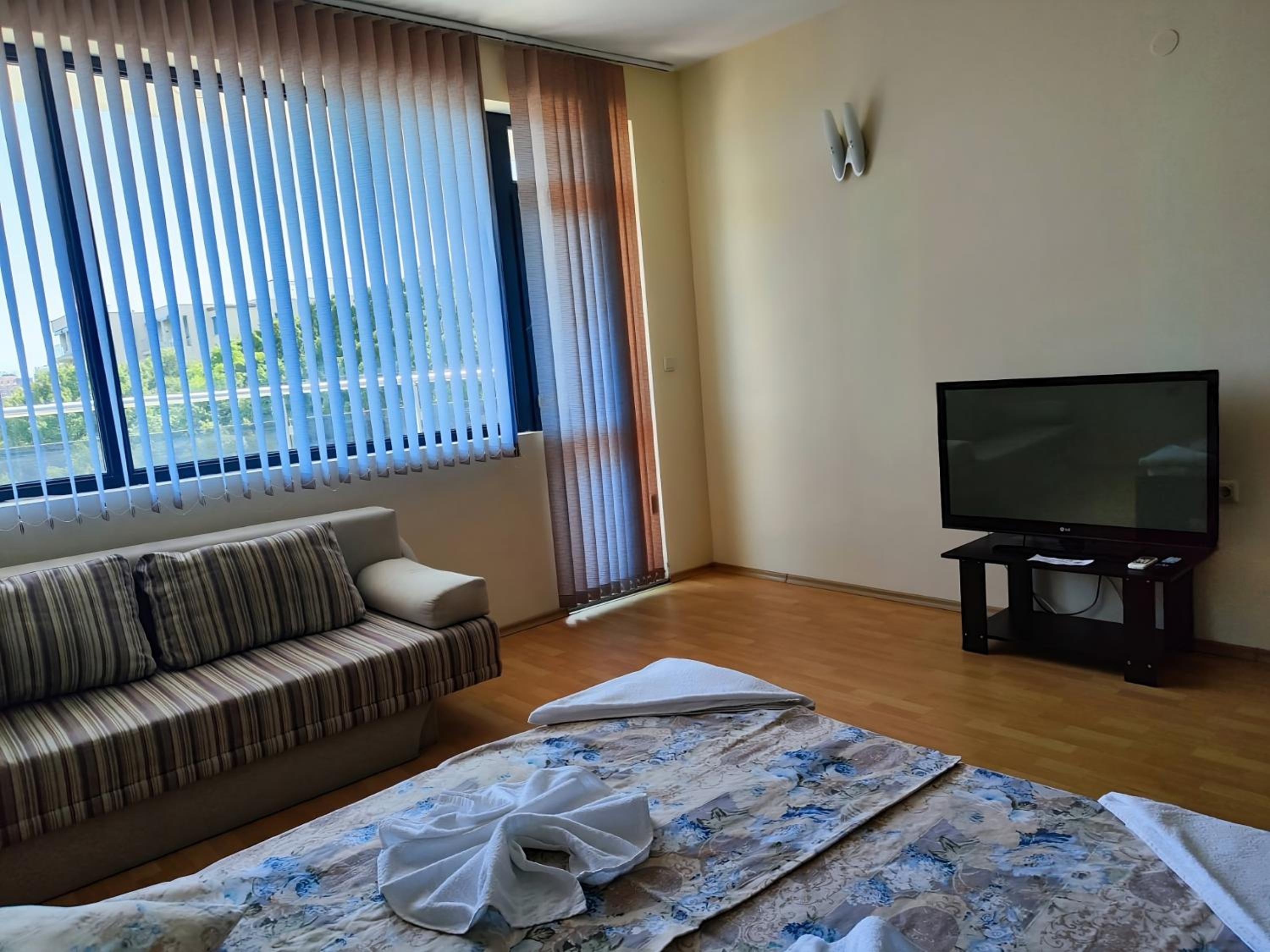 Studio Apartment with Sea View photo 1