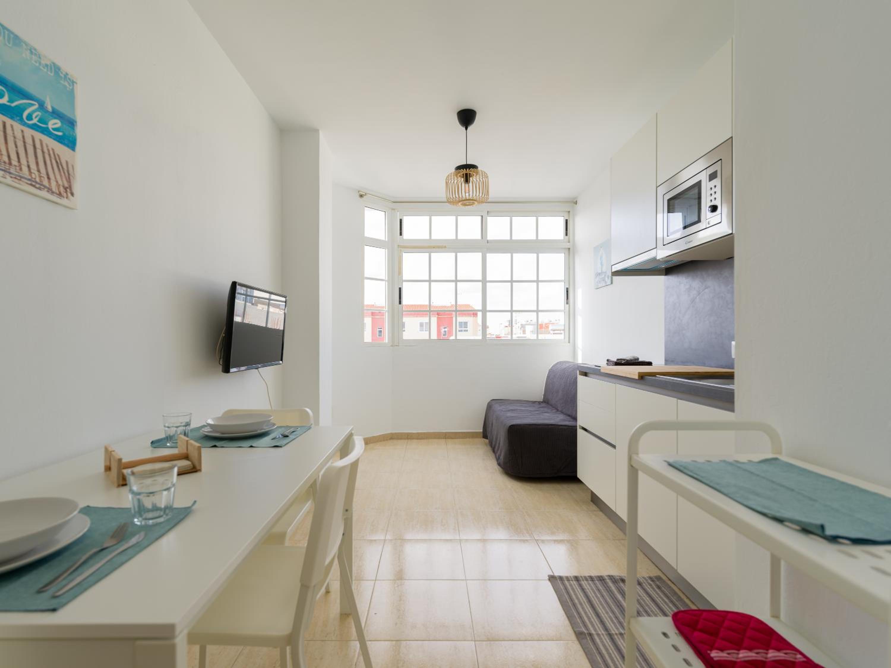 One-Bedroom Apartment photo 2
