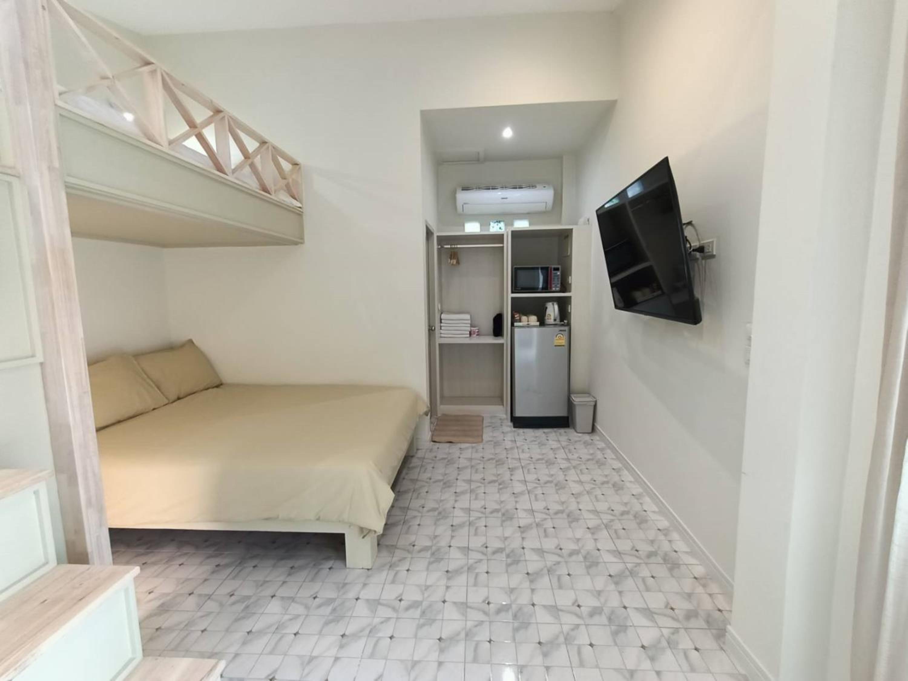One-Bedroom Villa - Photo 1