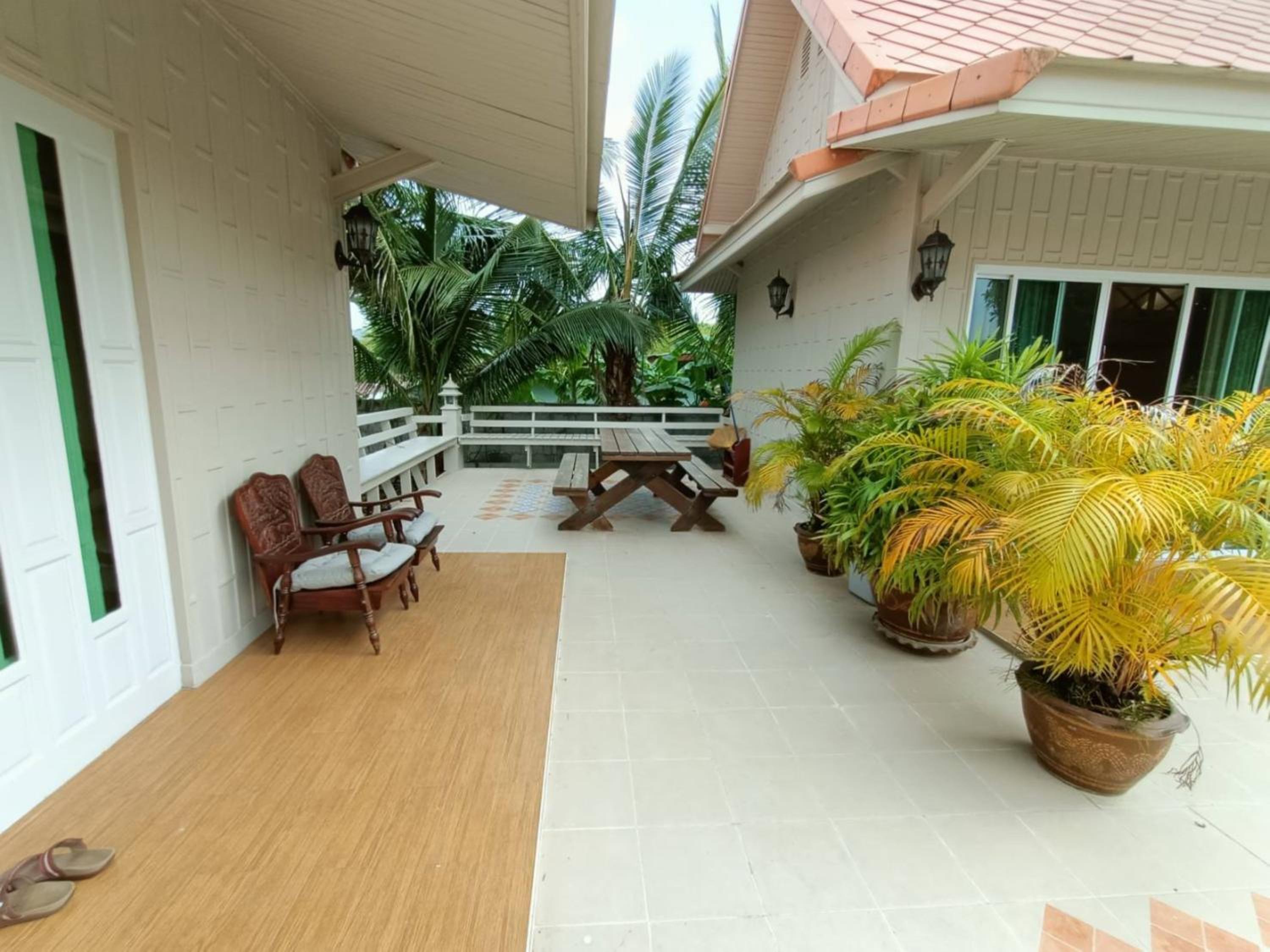 One-Bedroom Villa - Photo 13