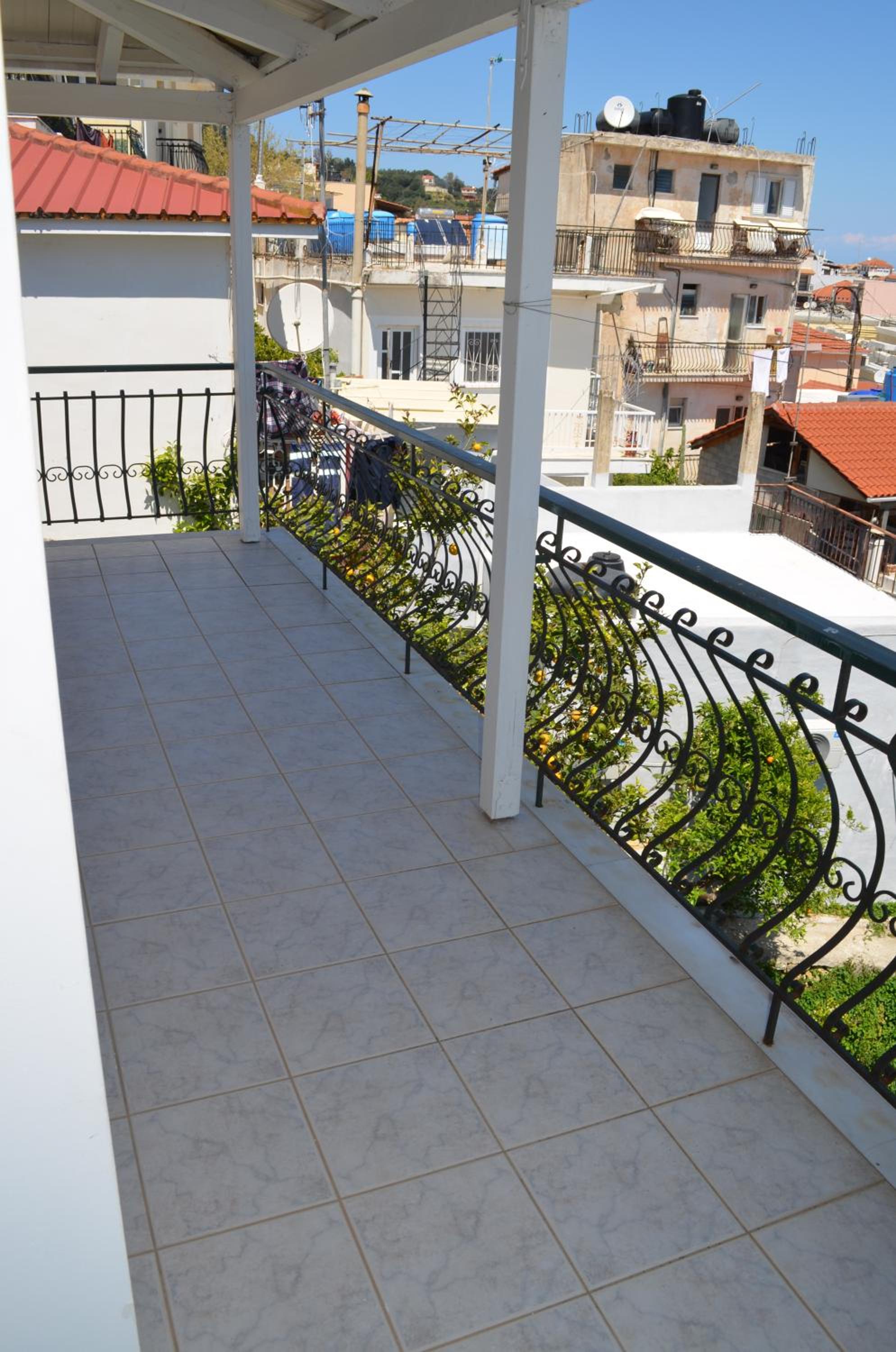 Two-Bedroom Apartment with Sea View photo 3