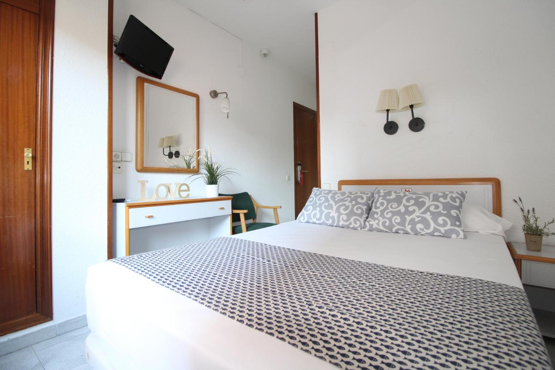 Double Room - Single Use photo 3