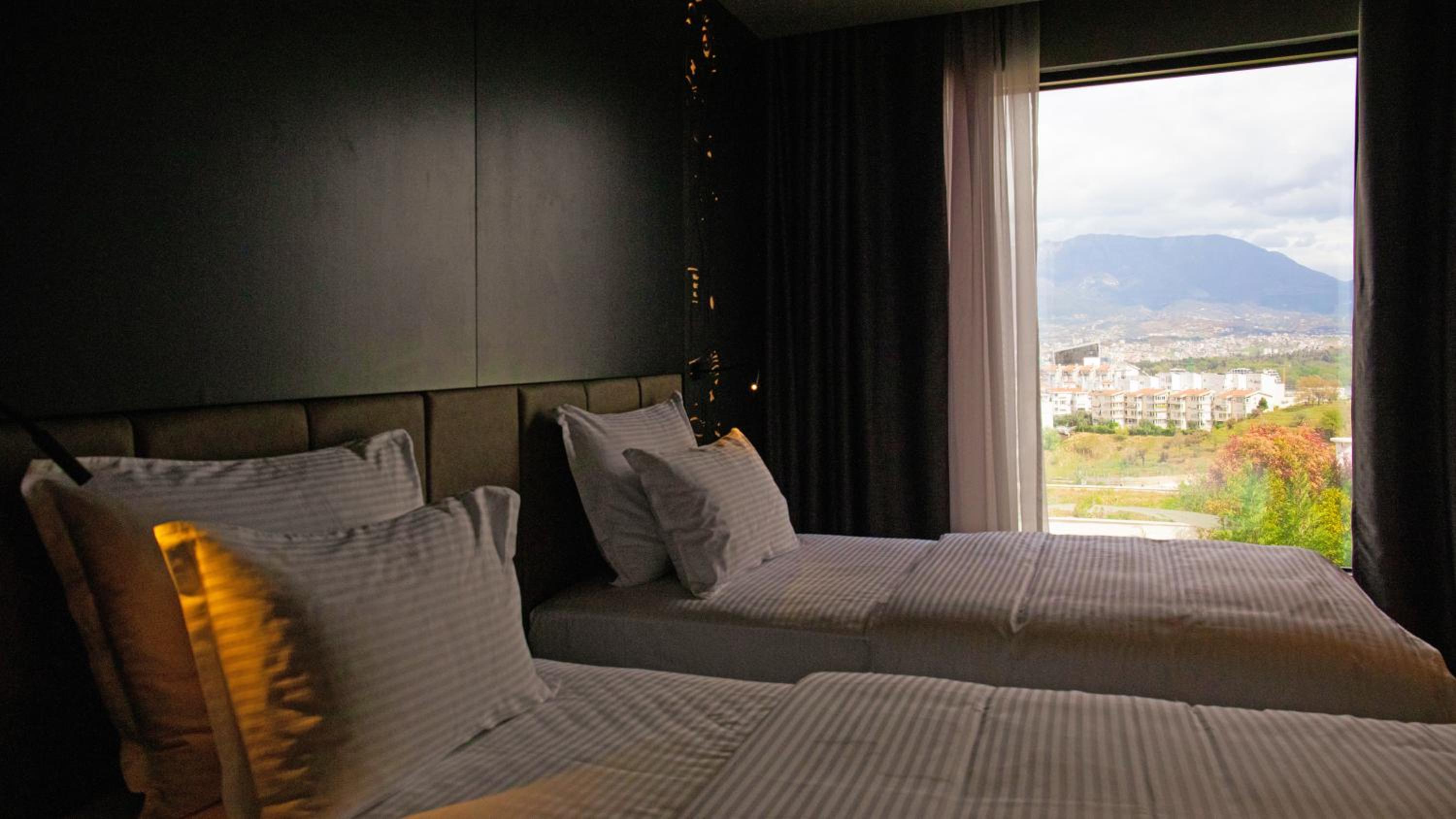 Standard Double Room with City View  photo 2