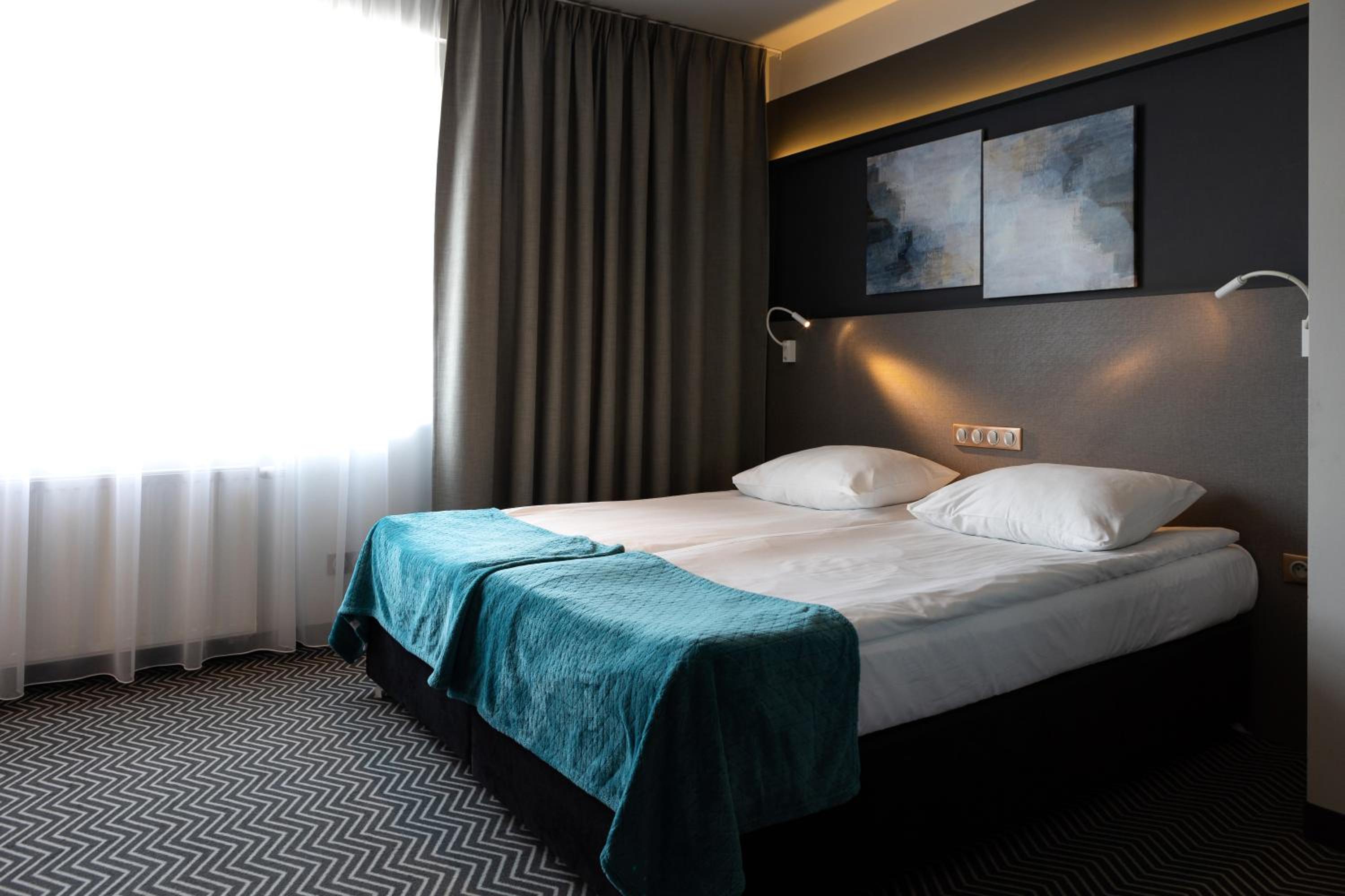 Standard Twin/Double Room photo 1