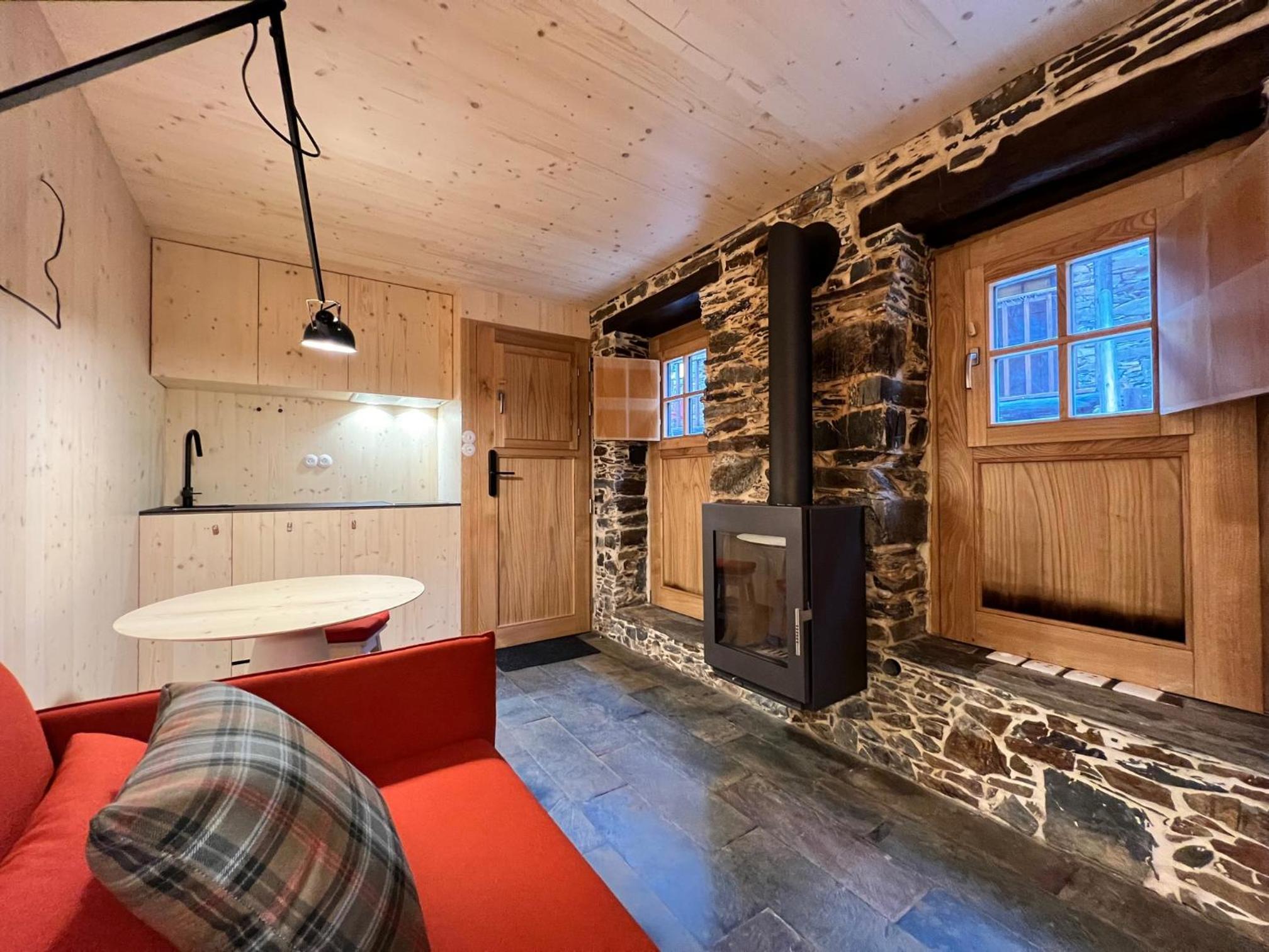 One-Bedroom House photo 2